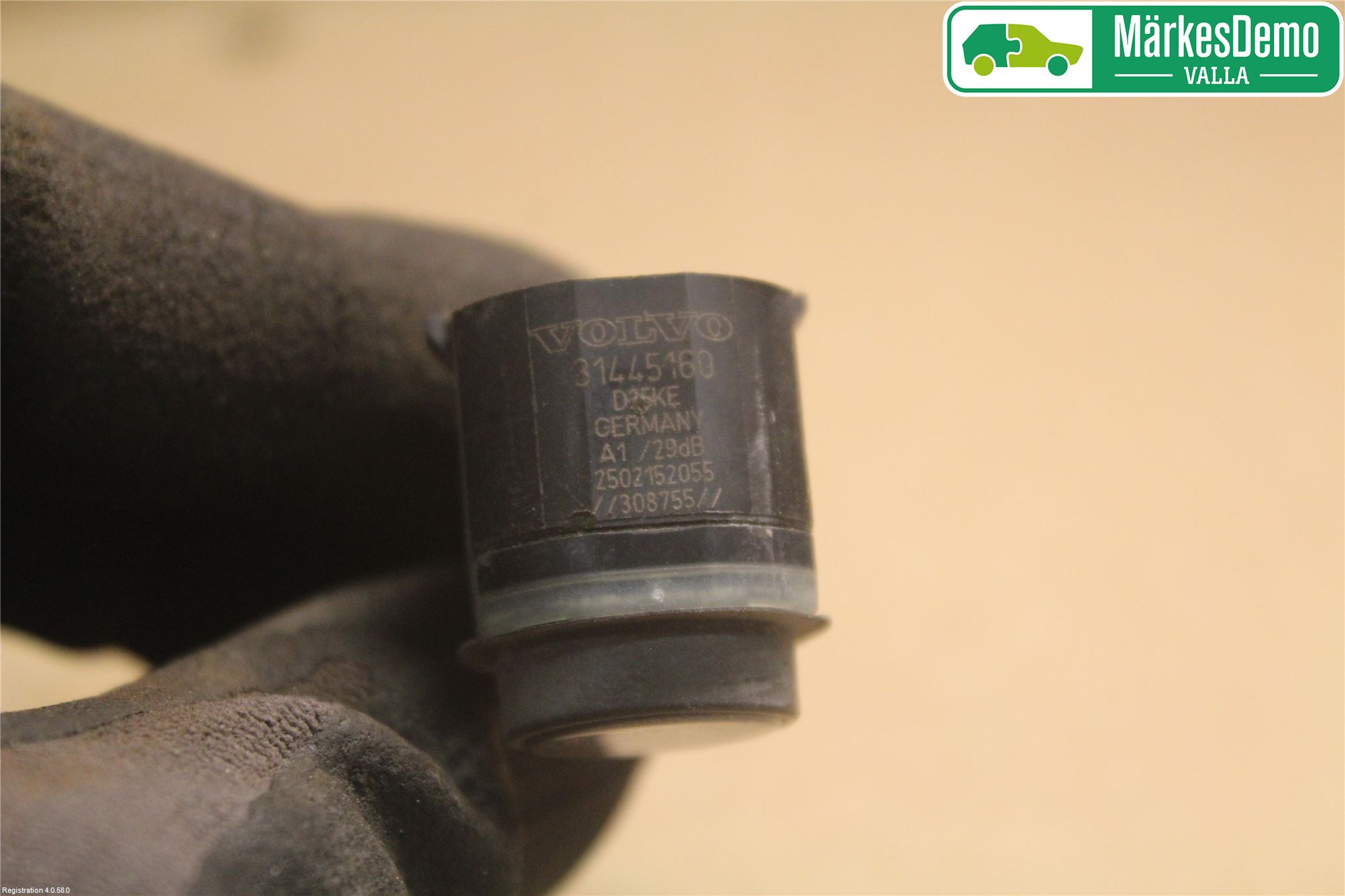 Volvo V40 12-19 Parkeringshjälp Backsensor