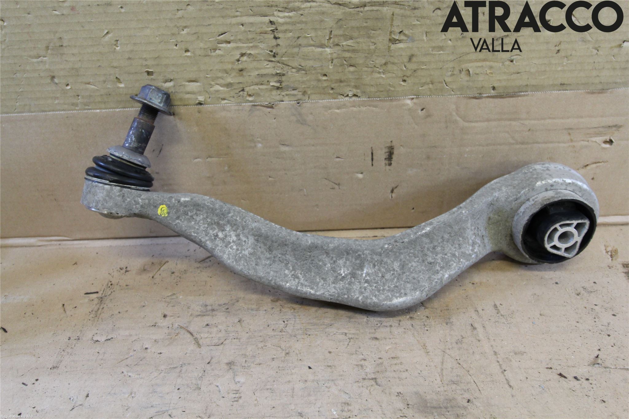 BMW 5 G30/G31/F90 17-23 Bärarm Fram Undre Hö