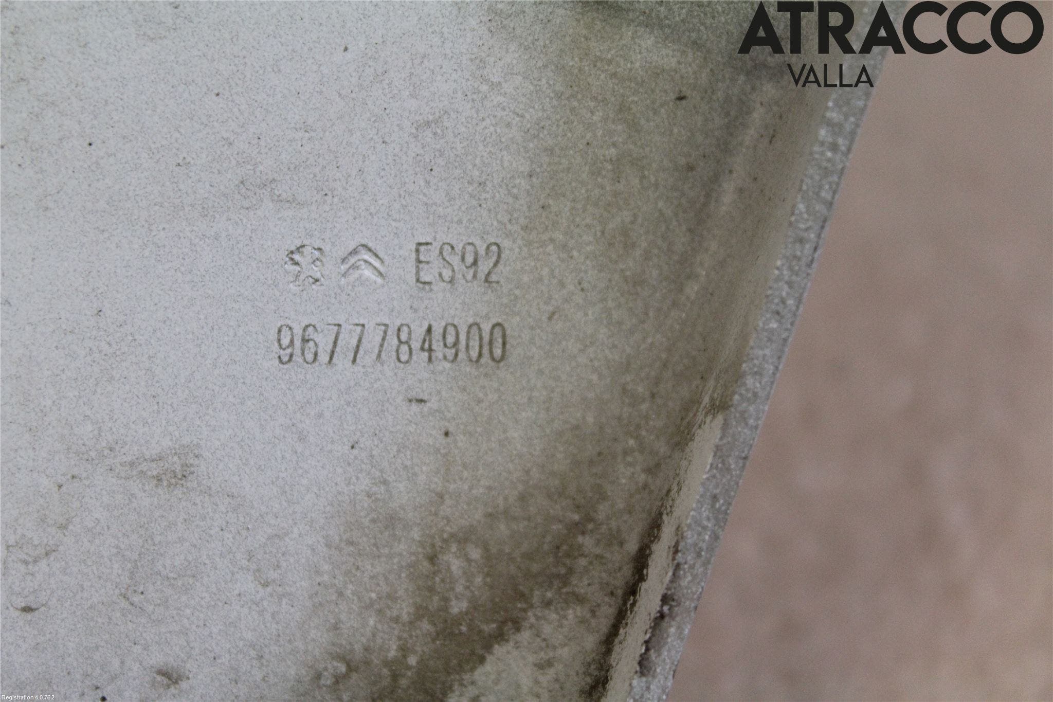 Peugeot 308 14-21 Huvgångjärn