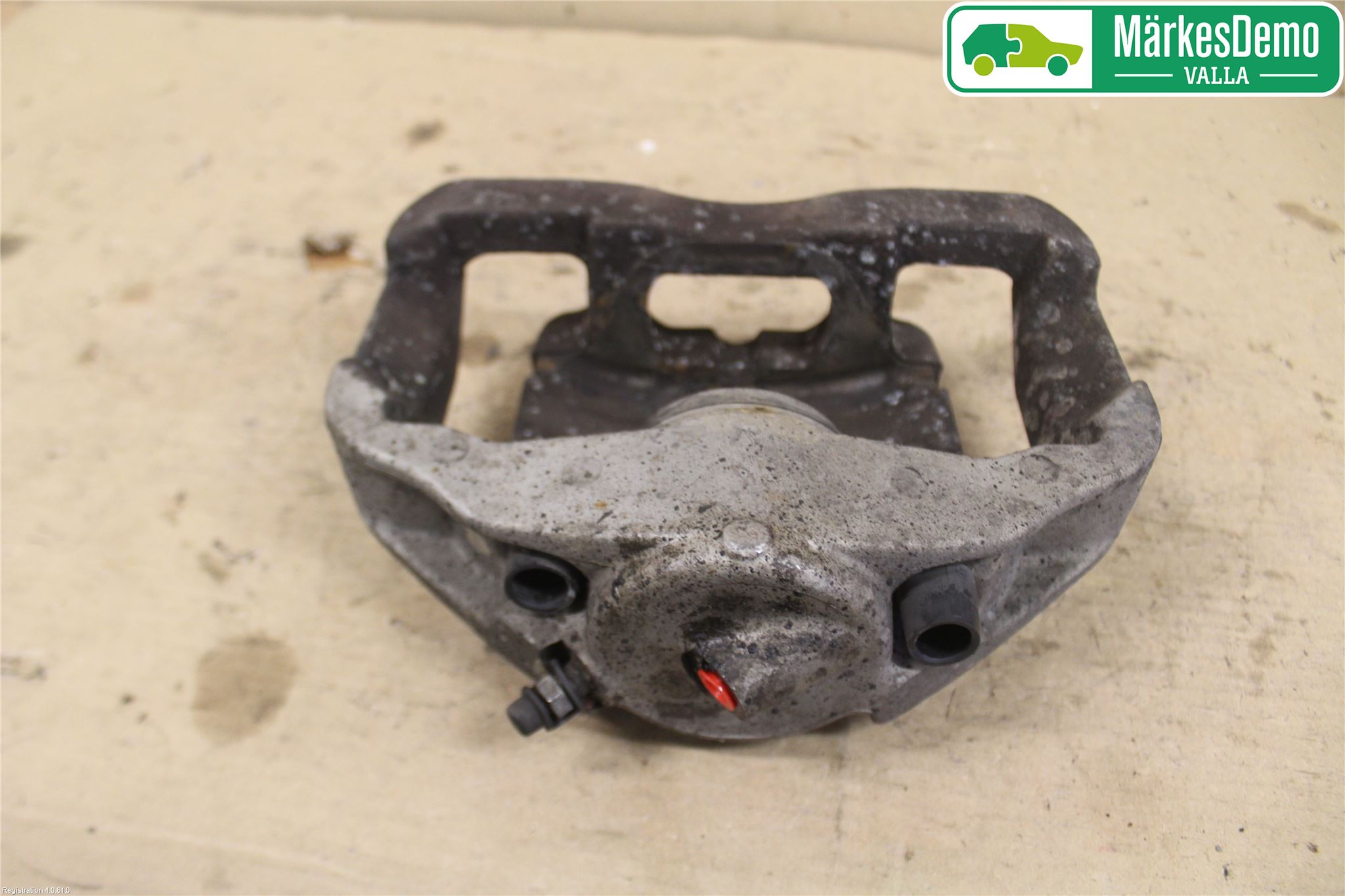 BMW 5 E60/61 Sed/Tou 02-10 Bromsok Fram Vänster