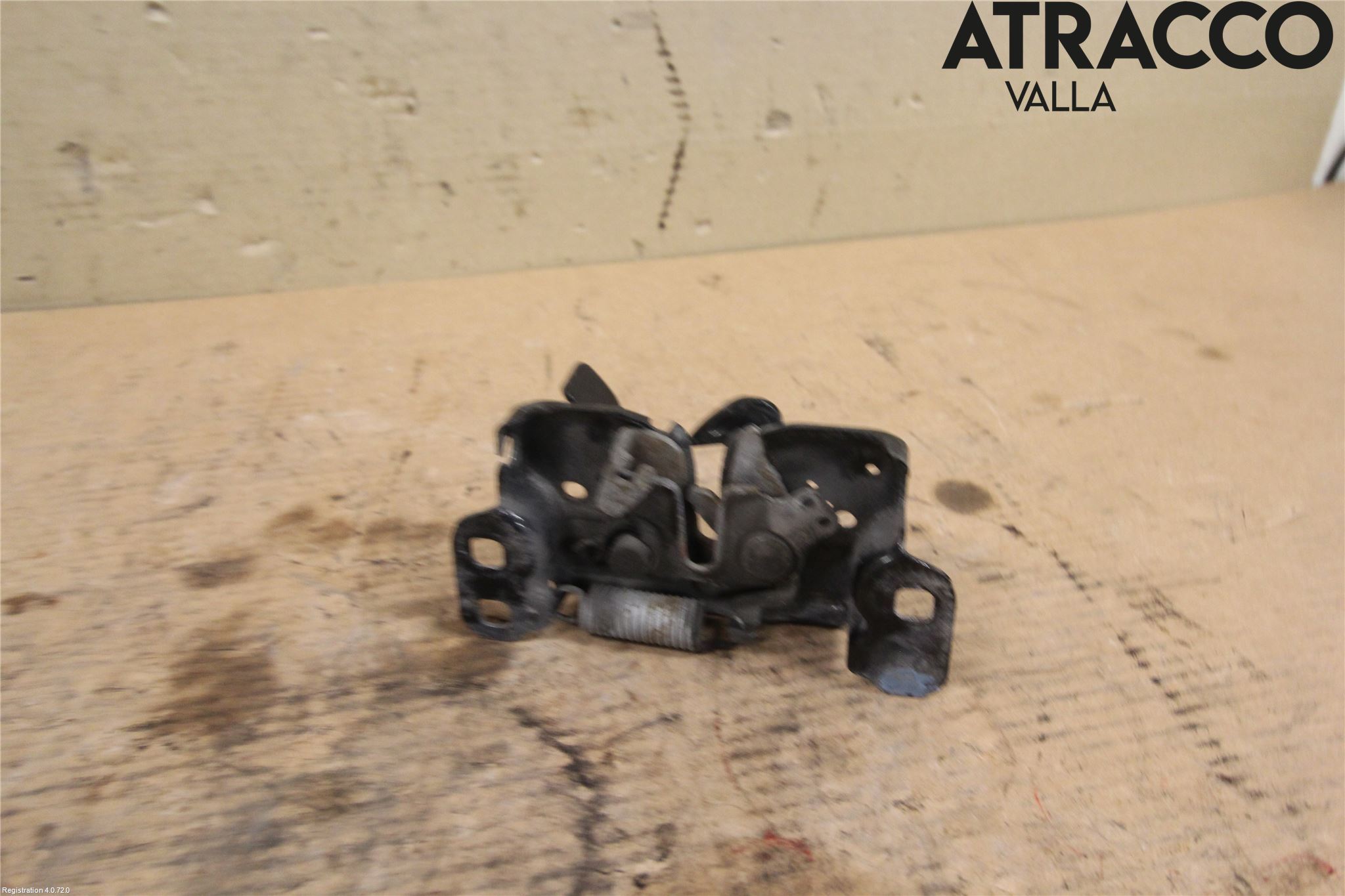 Fiat FREEMONT Huvlås