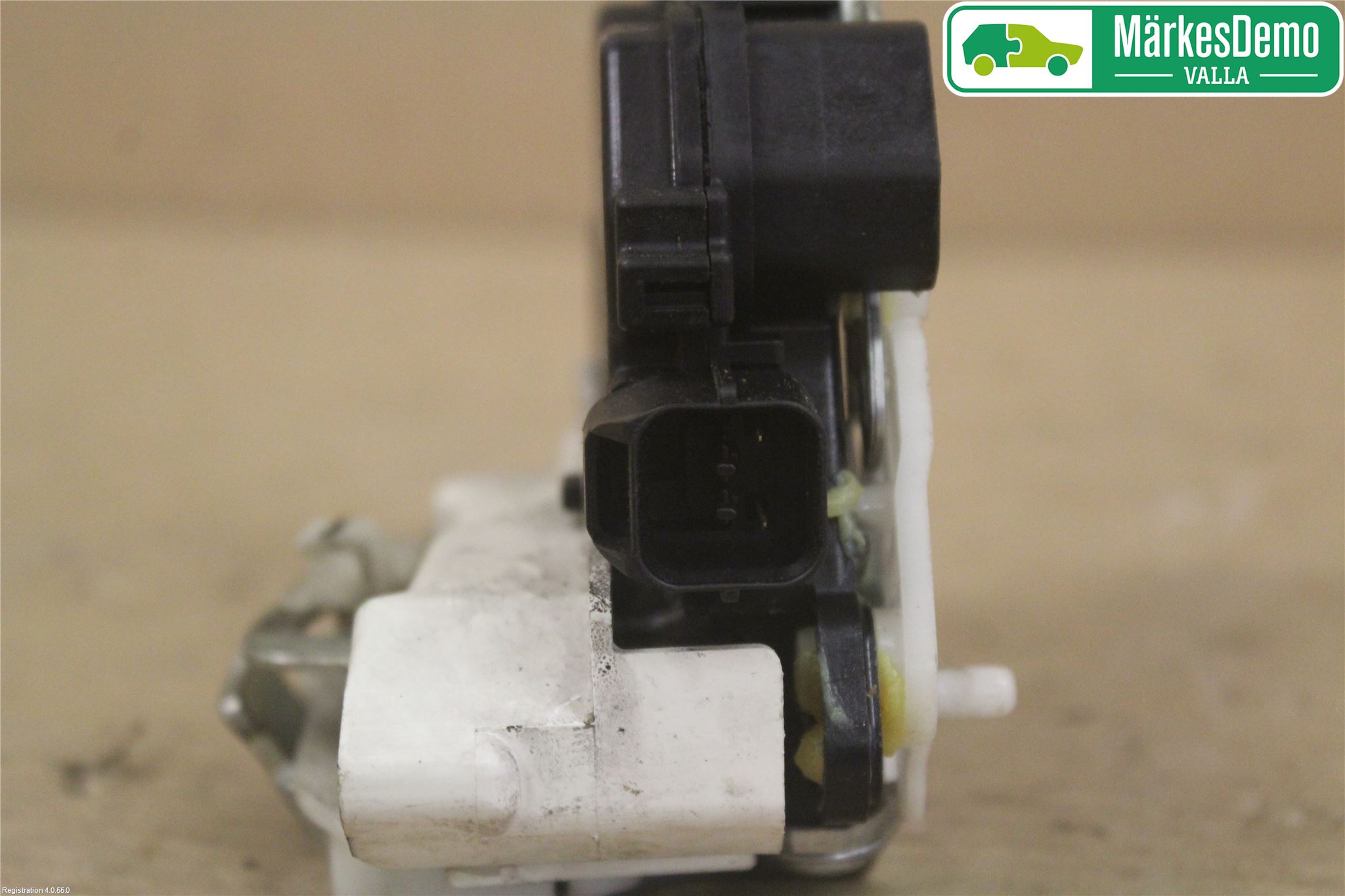 Mitsubishi OUTLANDER 07-12 Låskista-Dörrlås