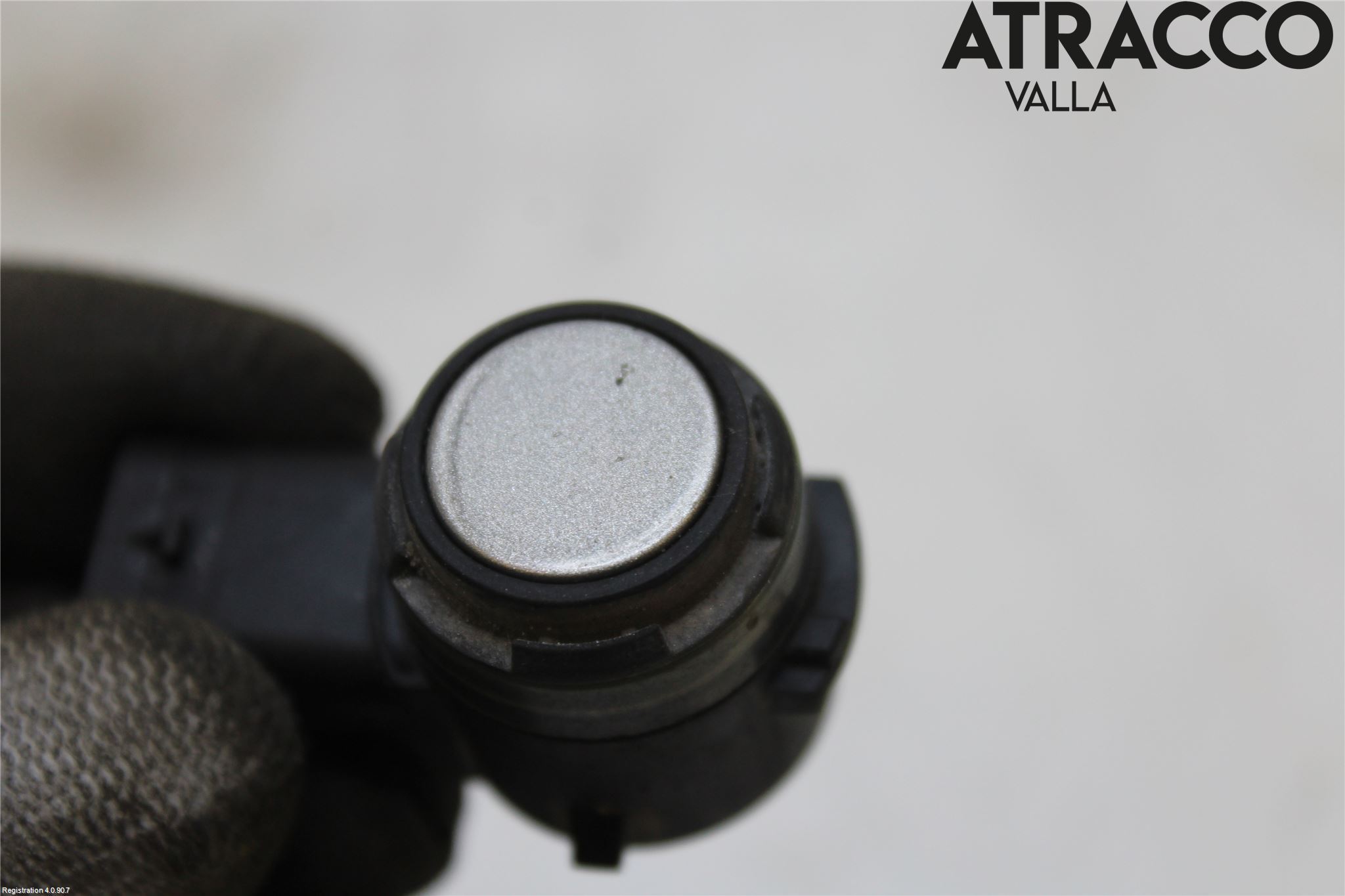 Skoda SUPERB 16-24 Parkeringshjälp Frontsensor