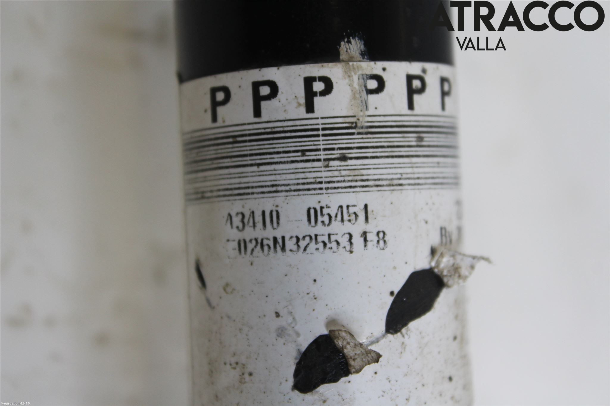 Toyota AVENSIS 16-18 Drivaxel Fram Höger