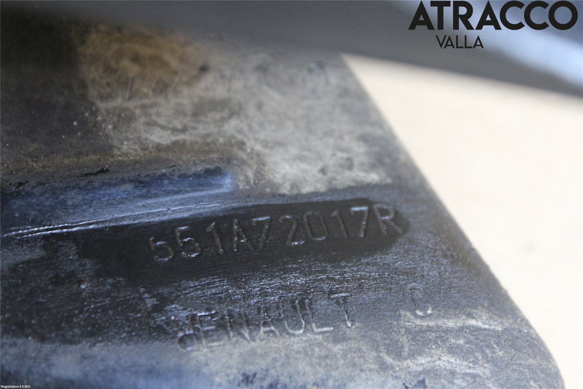 Renault TRAFIC/E-TECH 15- Bakaxel Fäste