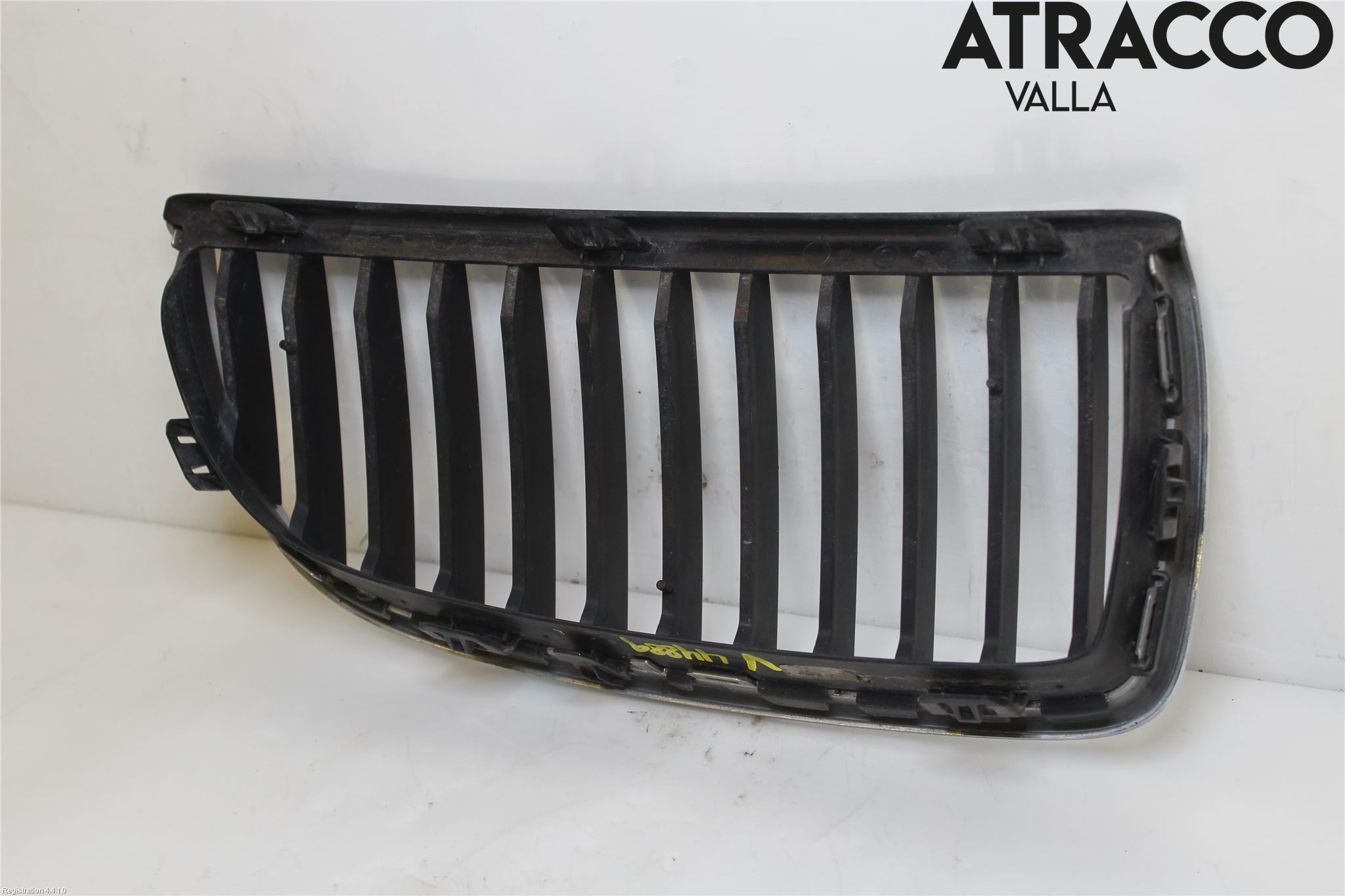 BMW 3 E90/91 SED/TOU 05-12 Grilldel Vänster