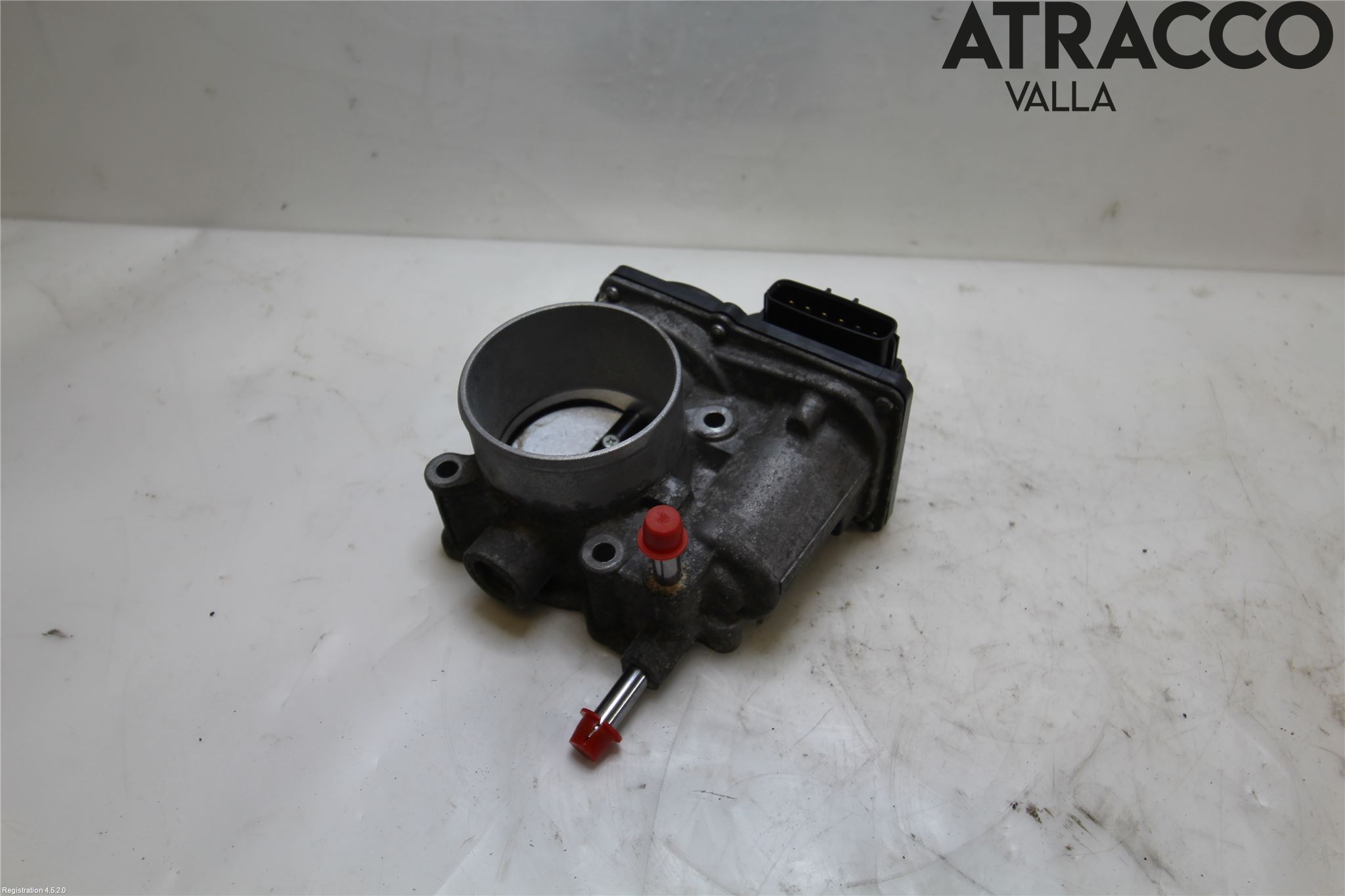 Toyota RAV4 13-18 Injspjällhus