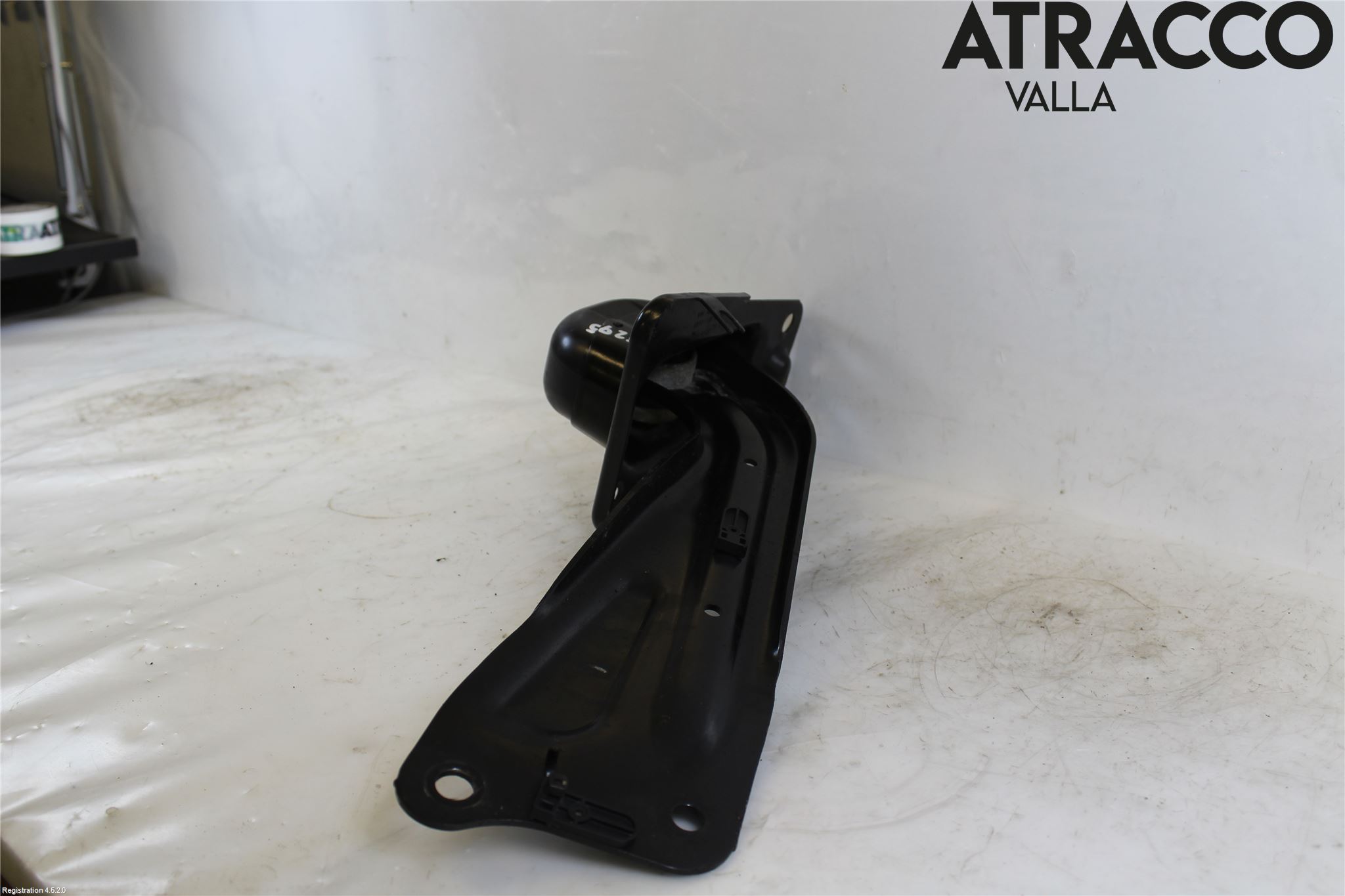 Volkswagen VW TIGUAN 16-24 Bärarm Bak Vänster
