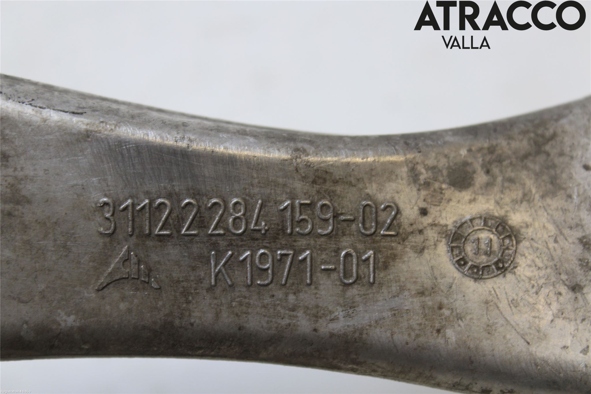 BMW 5 F10/F11/F18 09-17 Bärarm Fram Undre Vä