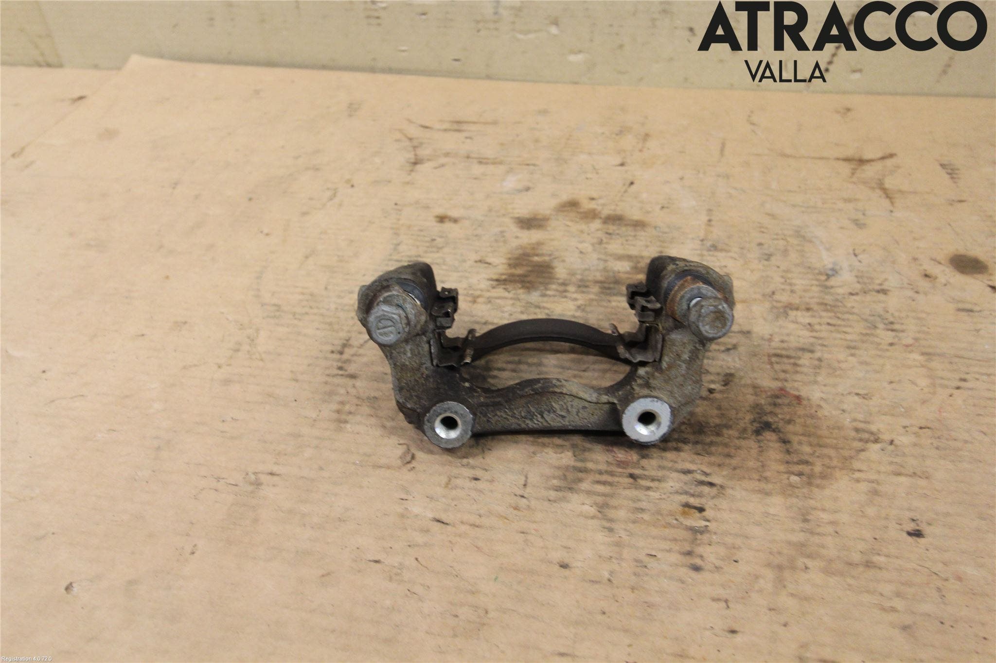 Toyota AURIS 13-19 Bromsokshållare