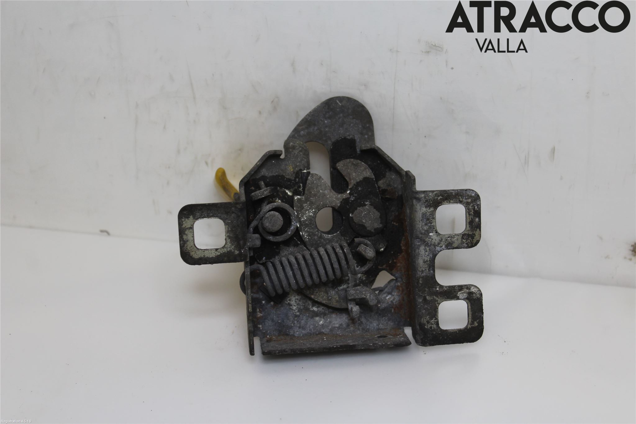 Alfa GIULIETTA Huvlås