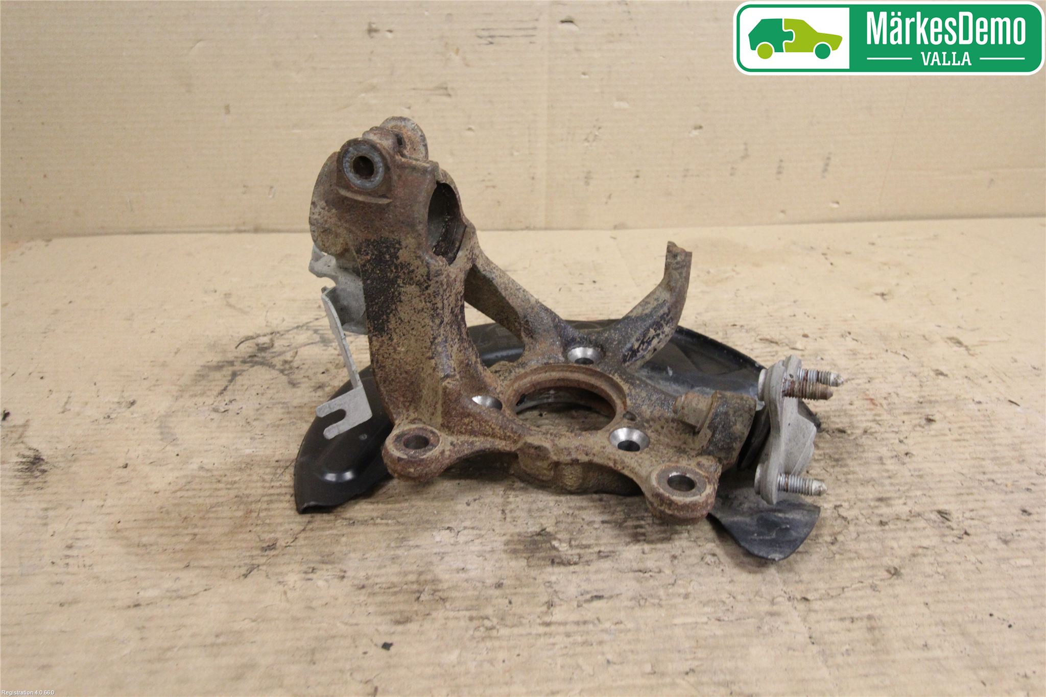 Skoda SUPERB 09-15 Styrspindel Lagerhus Hö