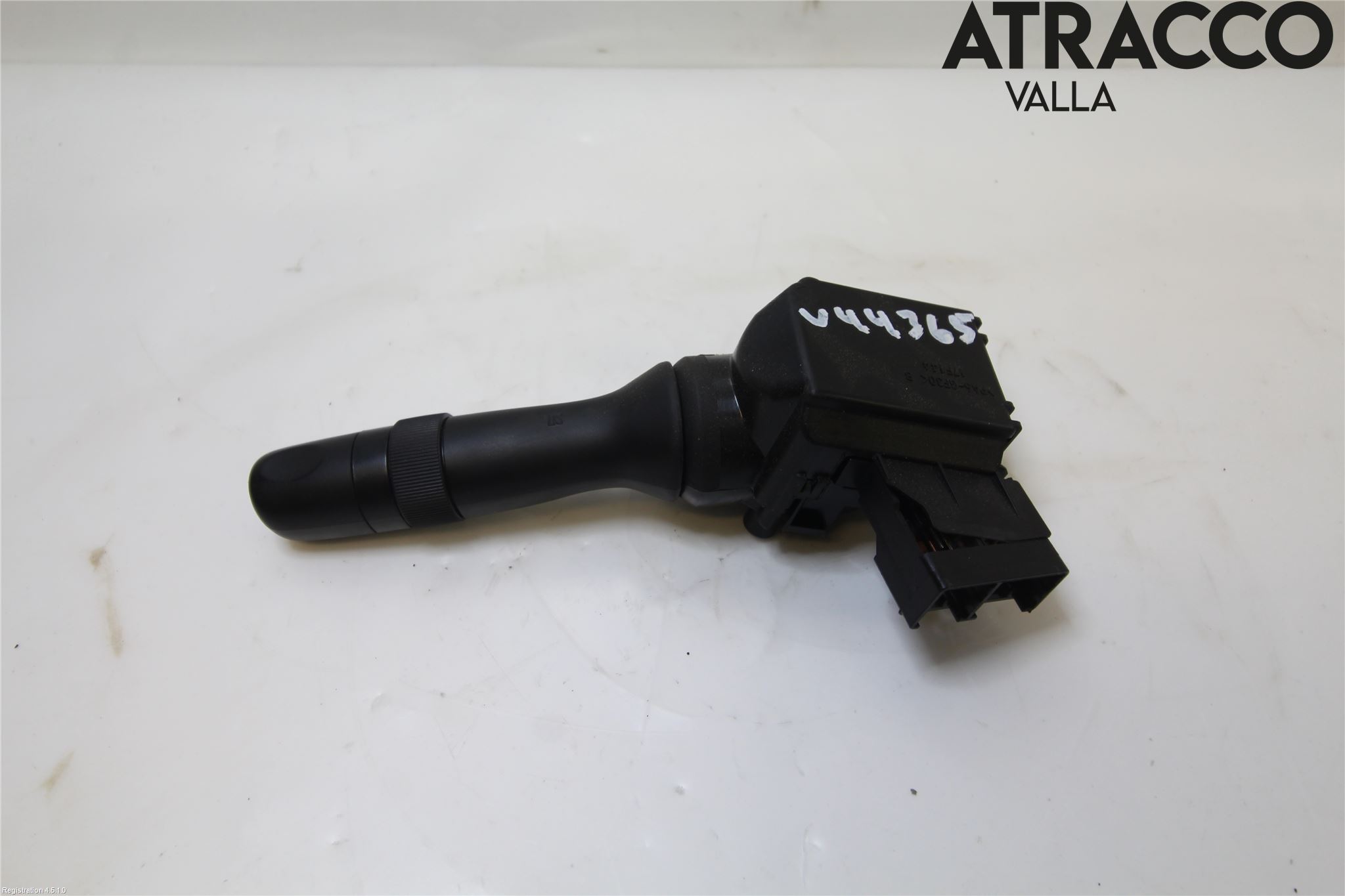 Toyota YARIS XP130 15-20 Spak Torkar-Spolomk