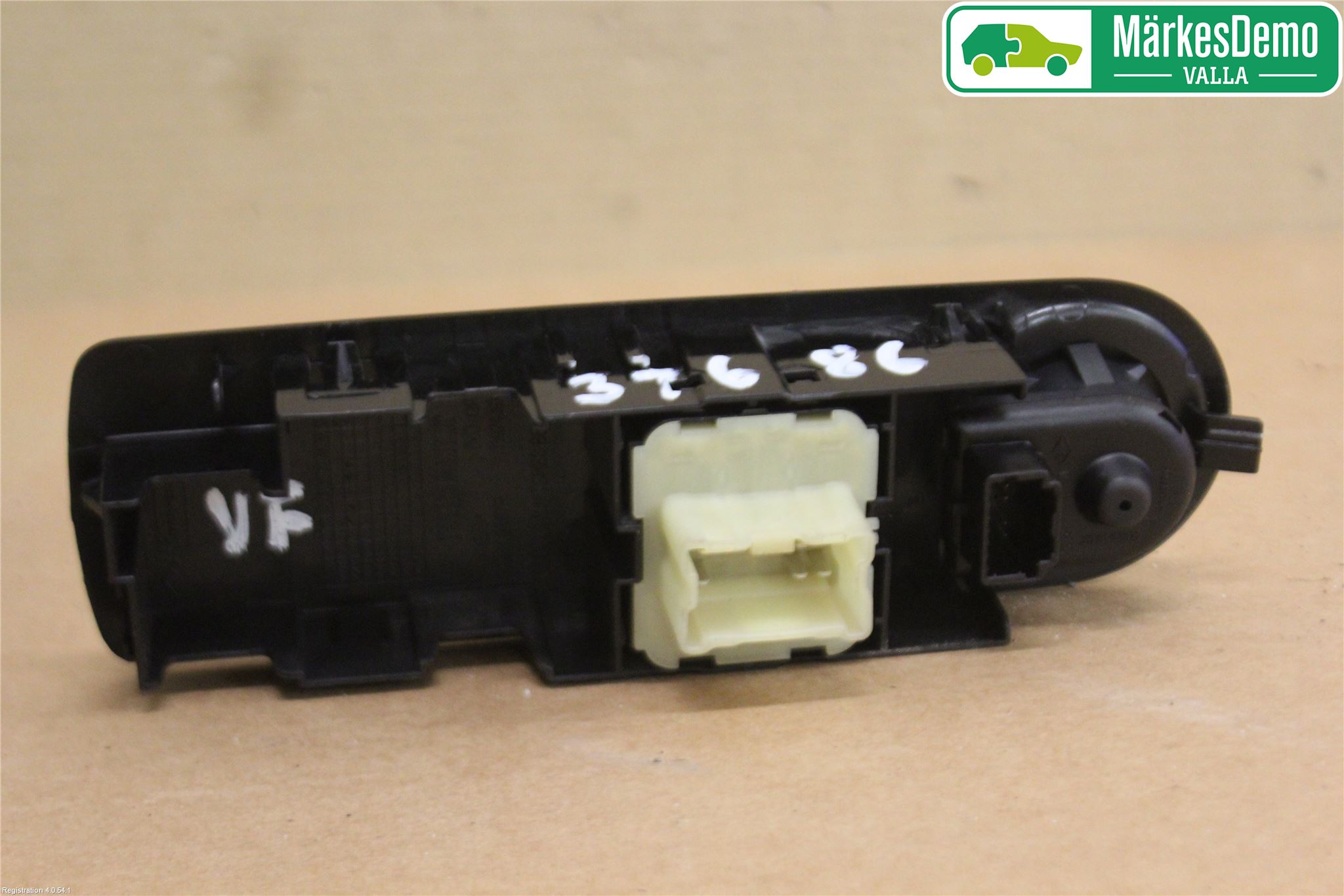 Renault CLIO IV 12-16 Strömställare Elhiss