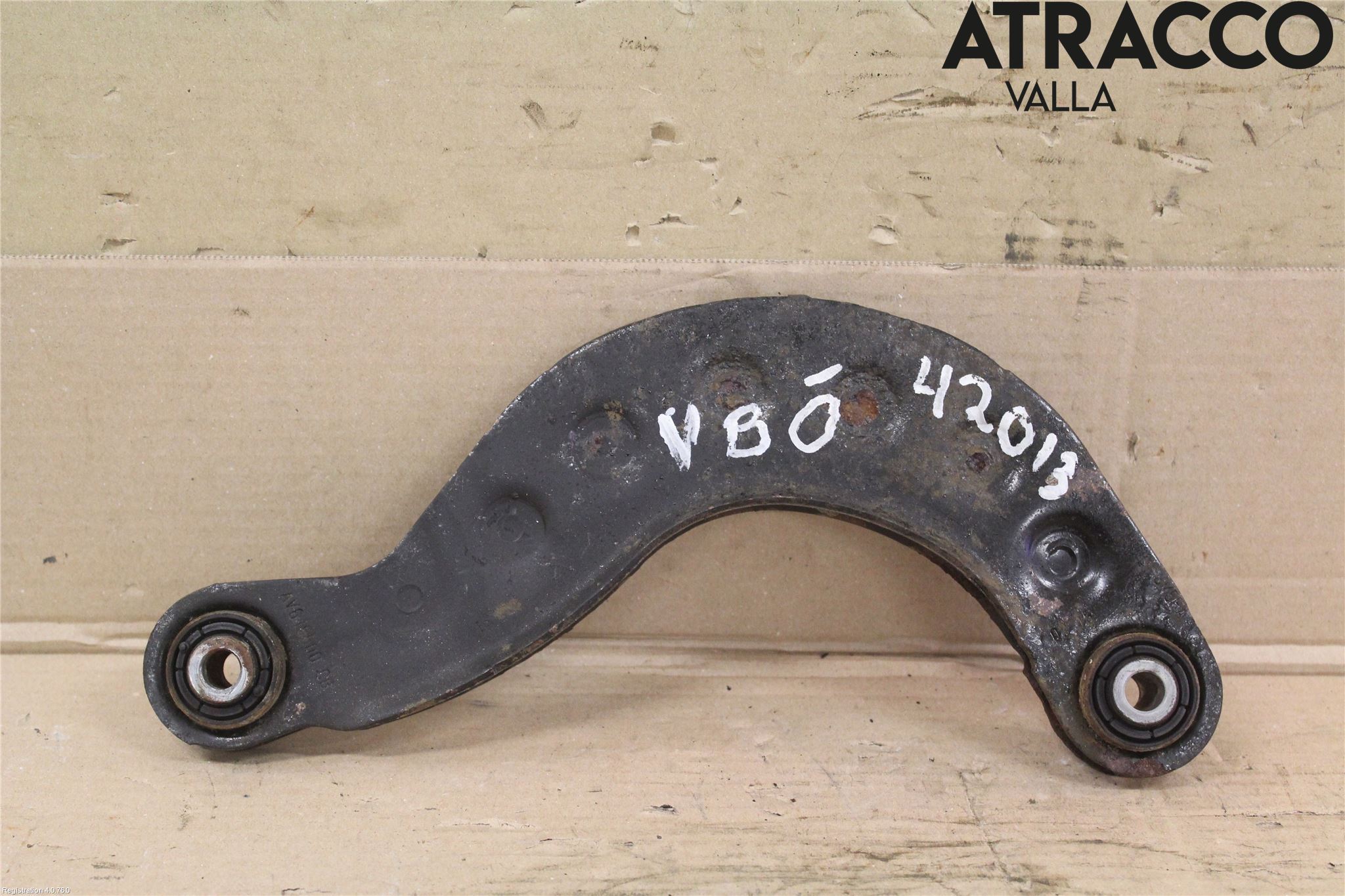 Ford FOCUS 15-18 Bärarm Bak Övre Vänster