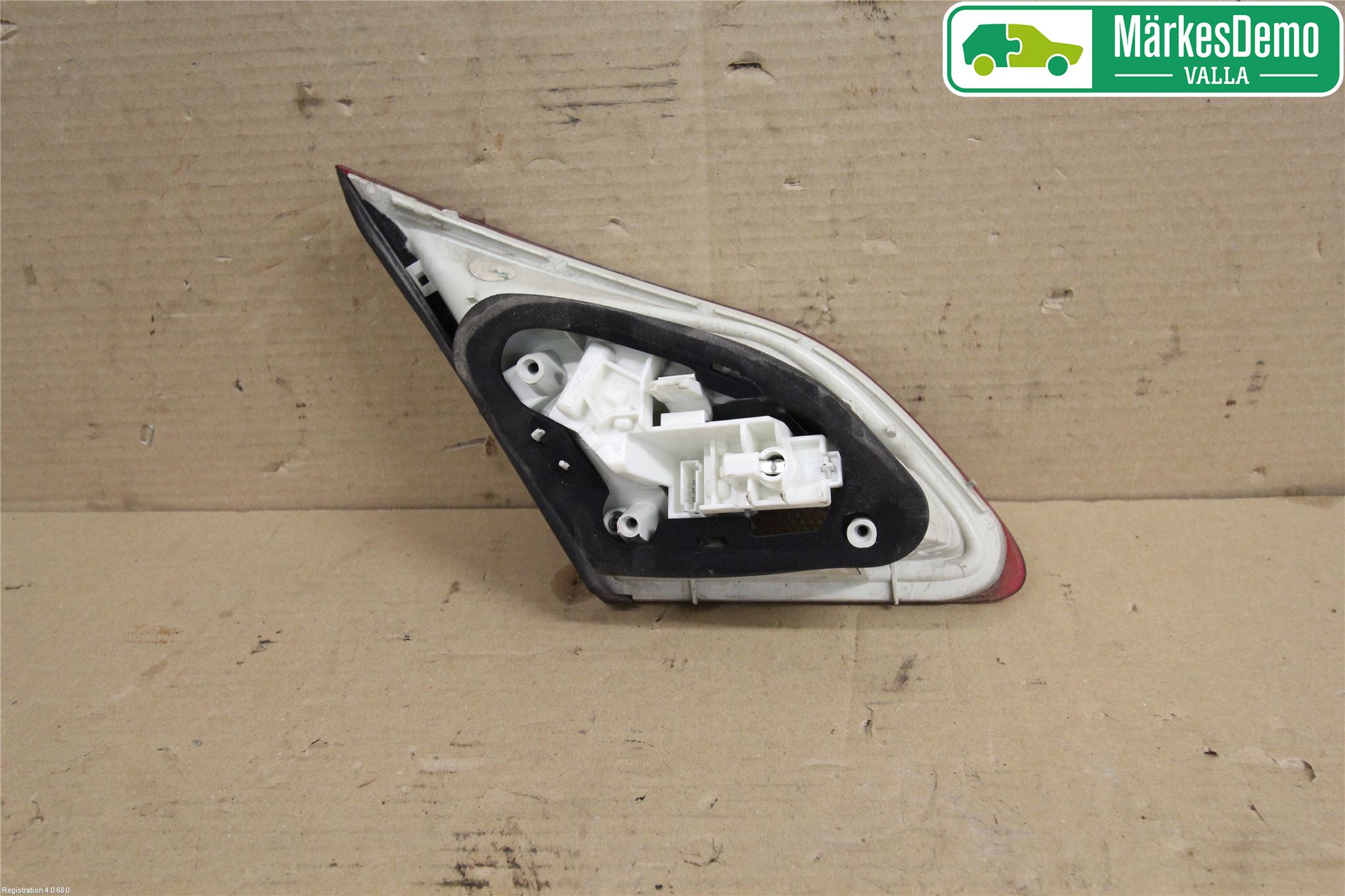 Opel ASTRA J 10-15 Bakljus Lucka Hö