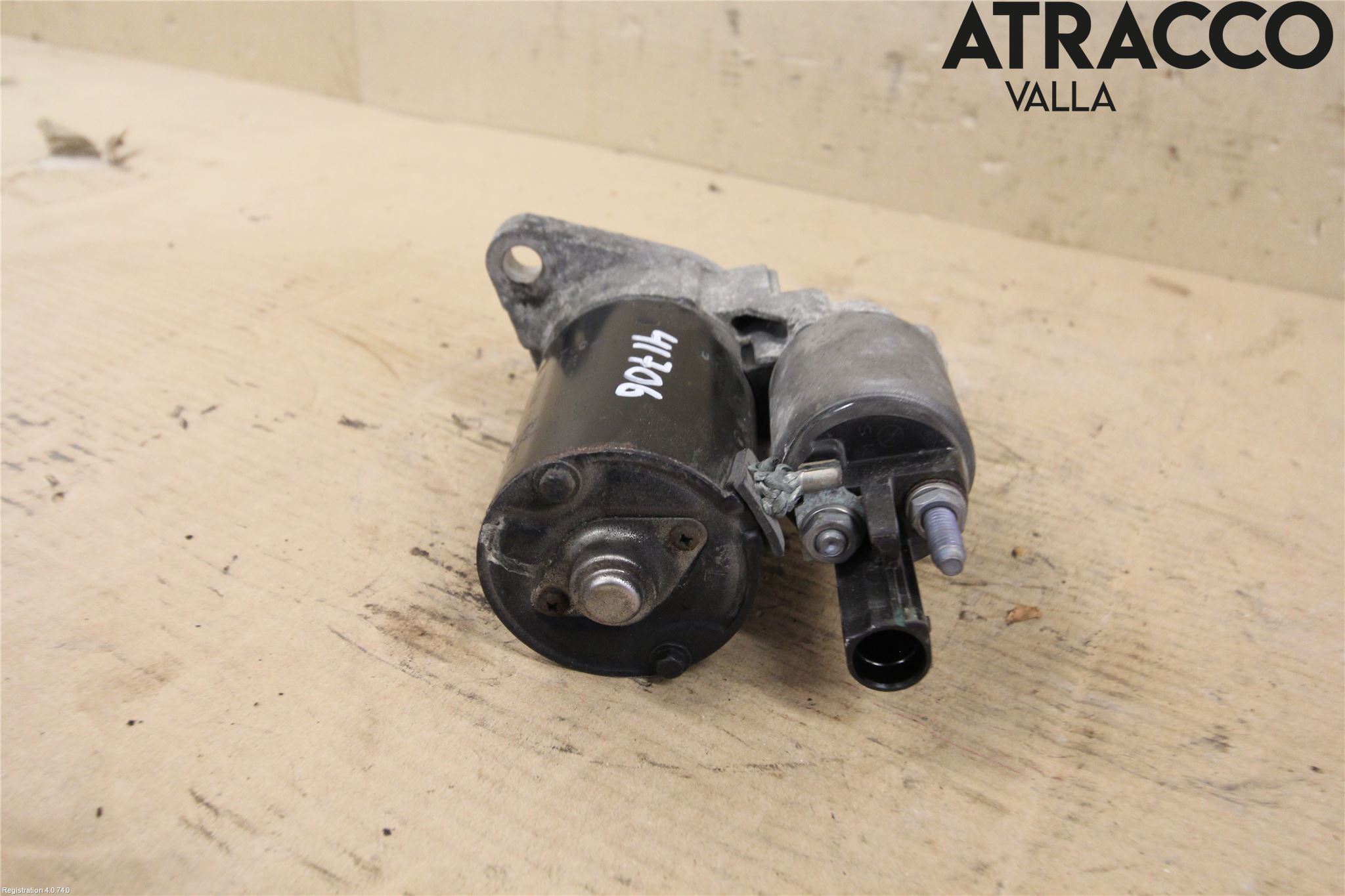 Volkswagen VW GOLF V 04-09 Startmotor