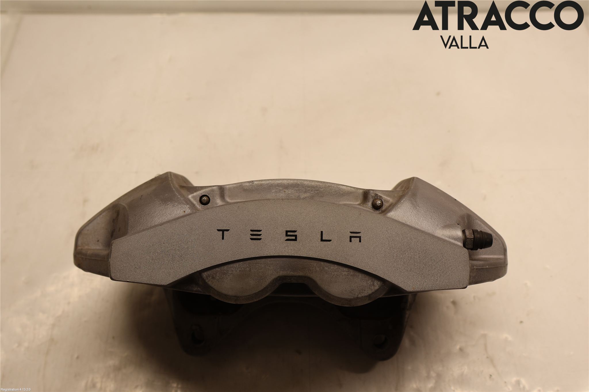 Tesla MODEL 3 17- Bromsok Fram Höger