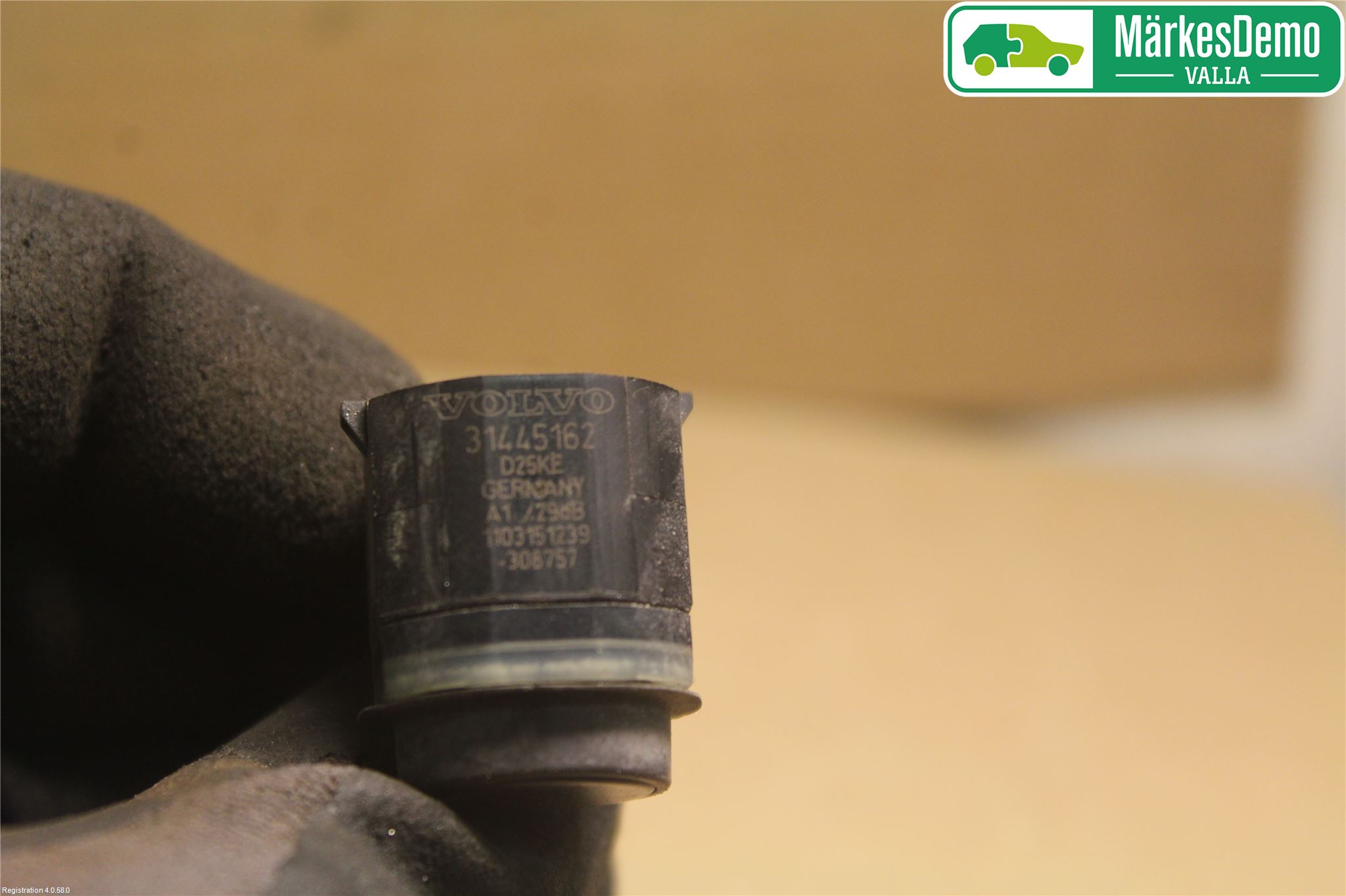 Volvo V40 12-19 Parkeringshjälp Backsensor