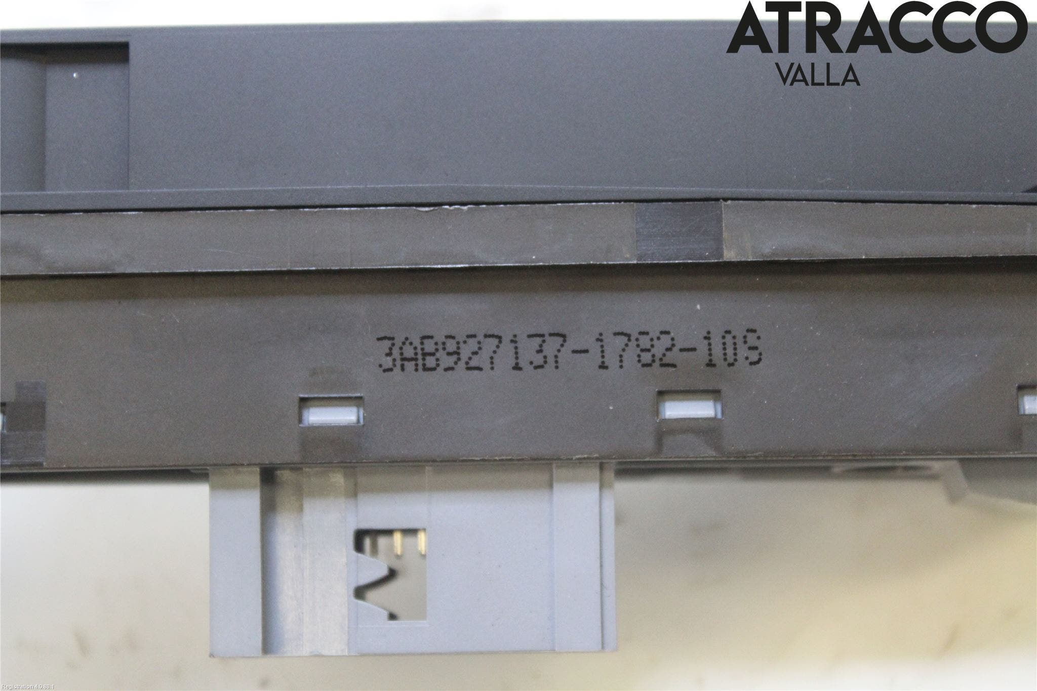 Volkswagen VW PASSAT 11-14 Strömställare Parkeringsbroms