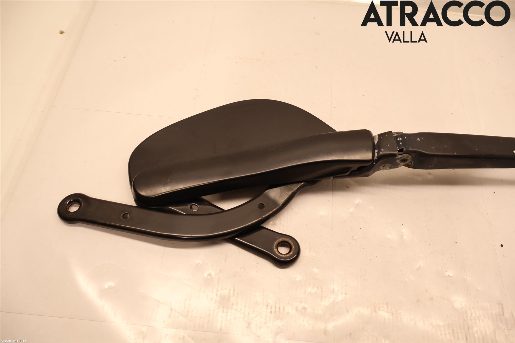 BMW 5 E60/61 Sed/Tou 02-10 Torkararm Armar Vindruta