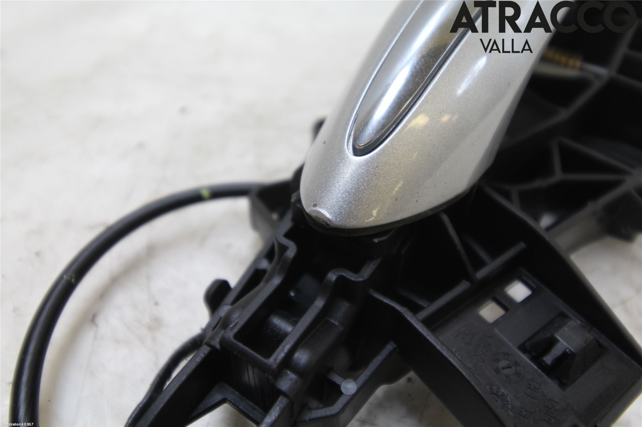 Opel INSIGNIA 17- Dörrhandtag Yttre Vä