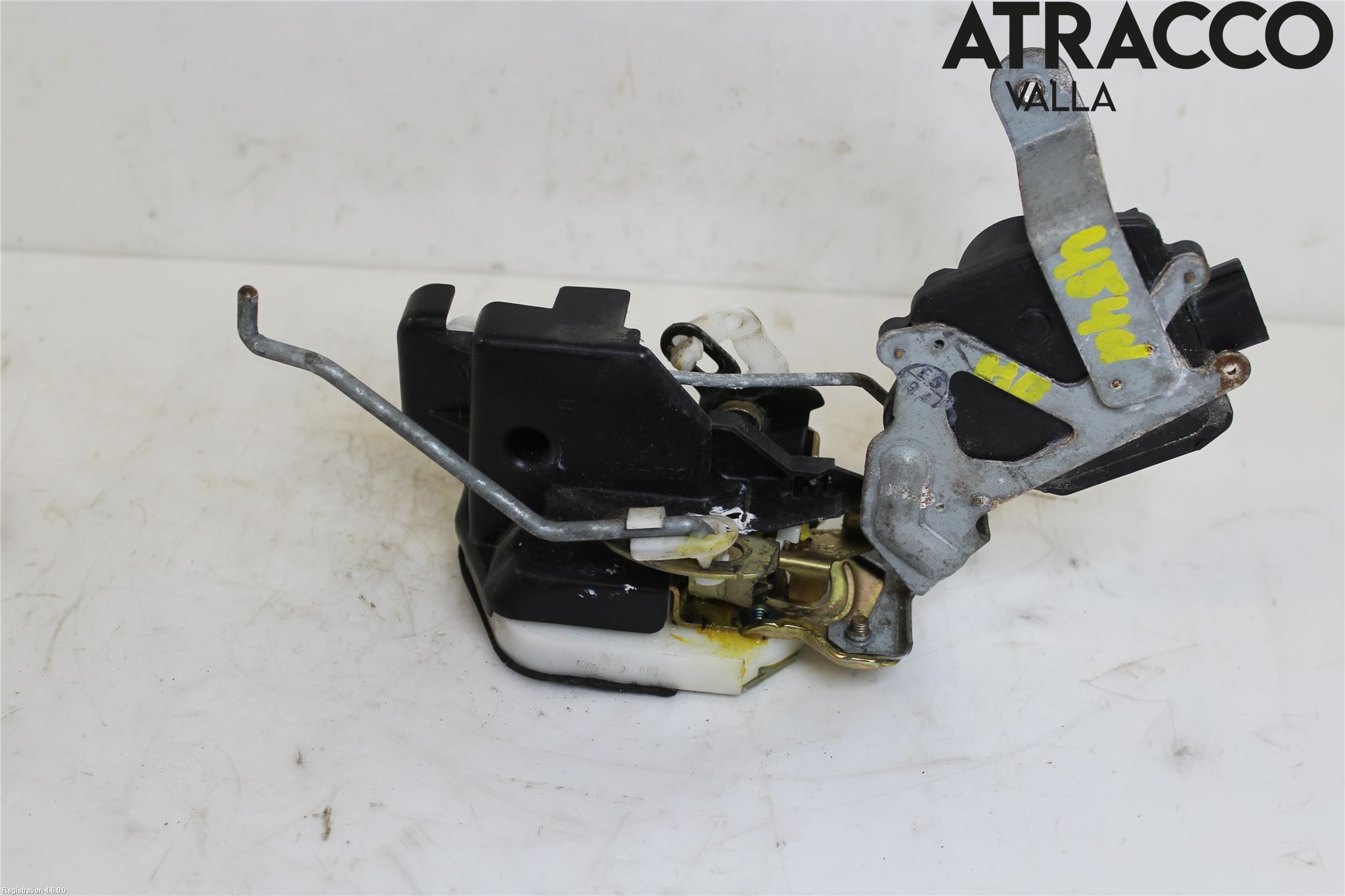 Mitsubishi OUTLANDER 01-07 Låskista-Dörrlås