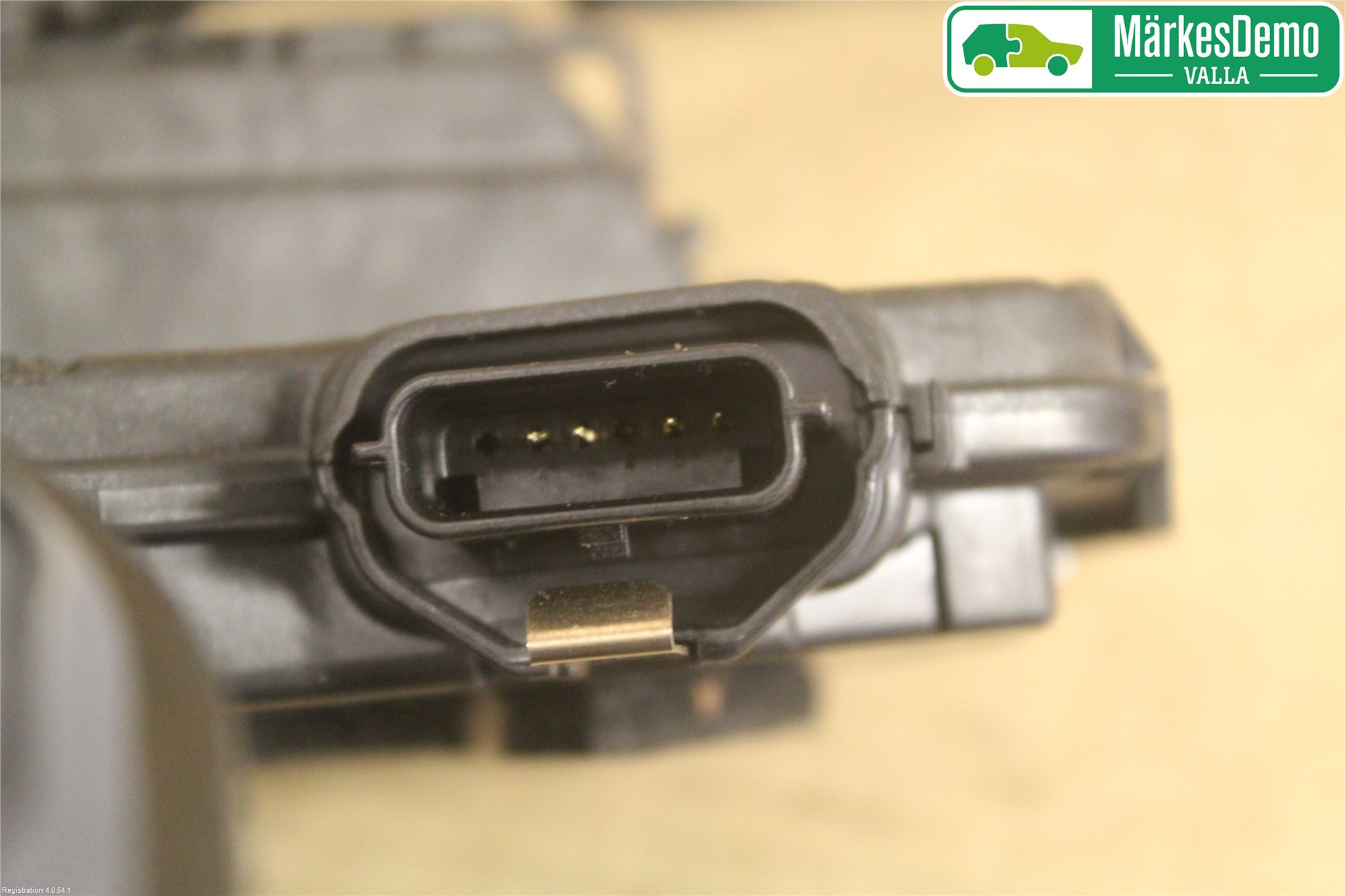 Renault CLIO IV 12-16 Låskista-Dörrlås