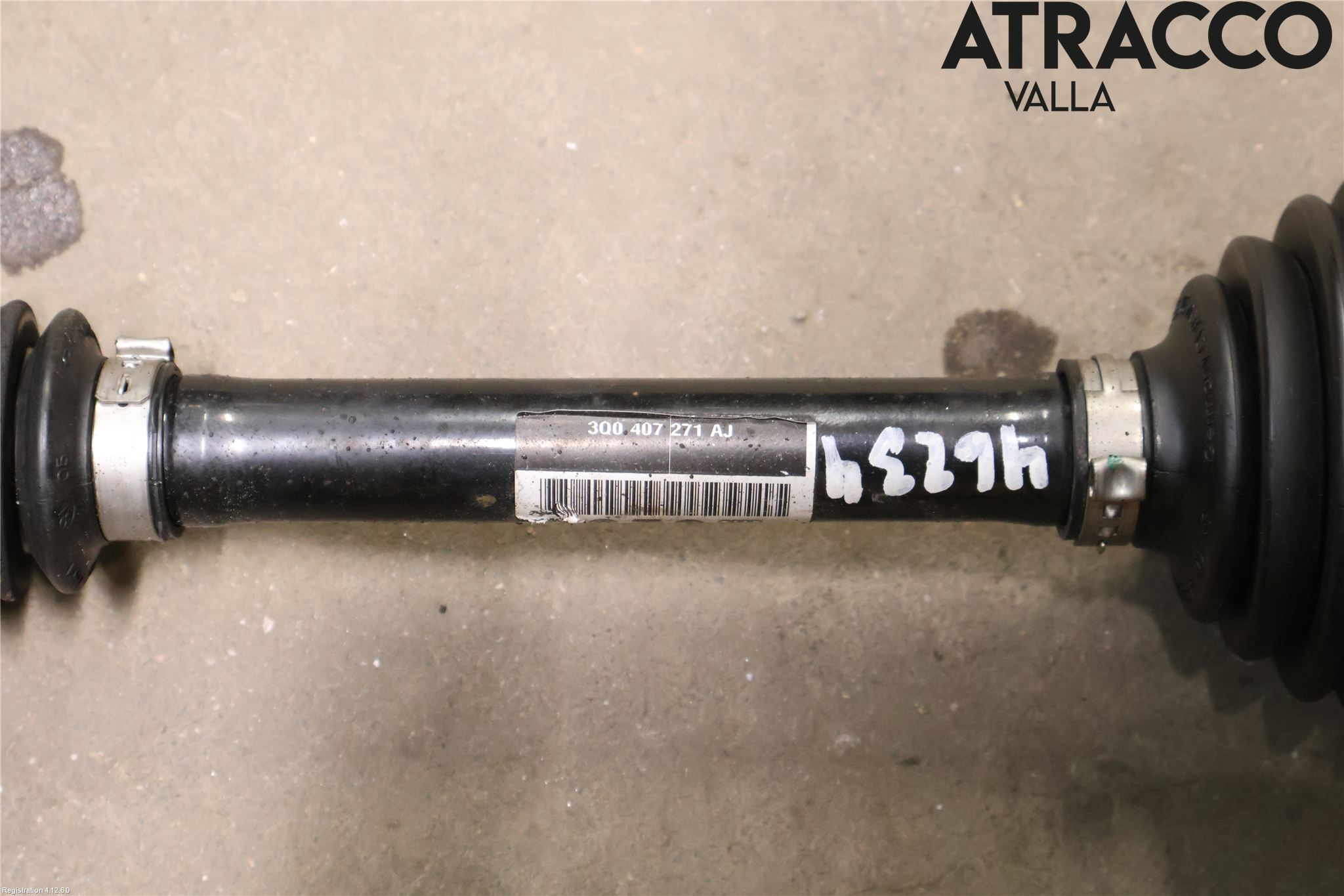 Volkswagen VW PASSAT 15-19 Drivaxel Fram Vänster