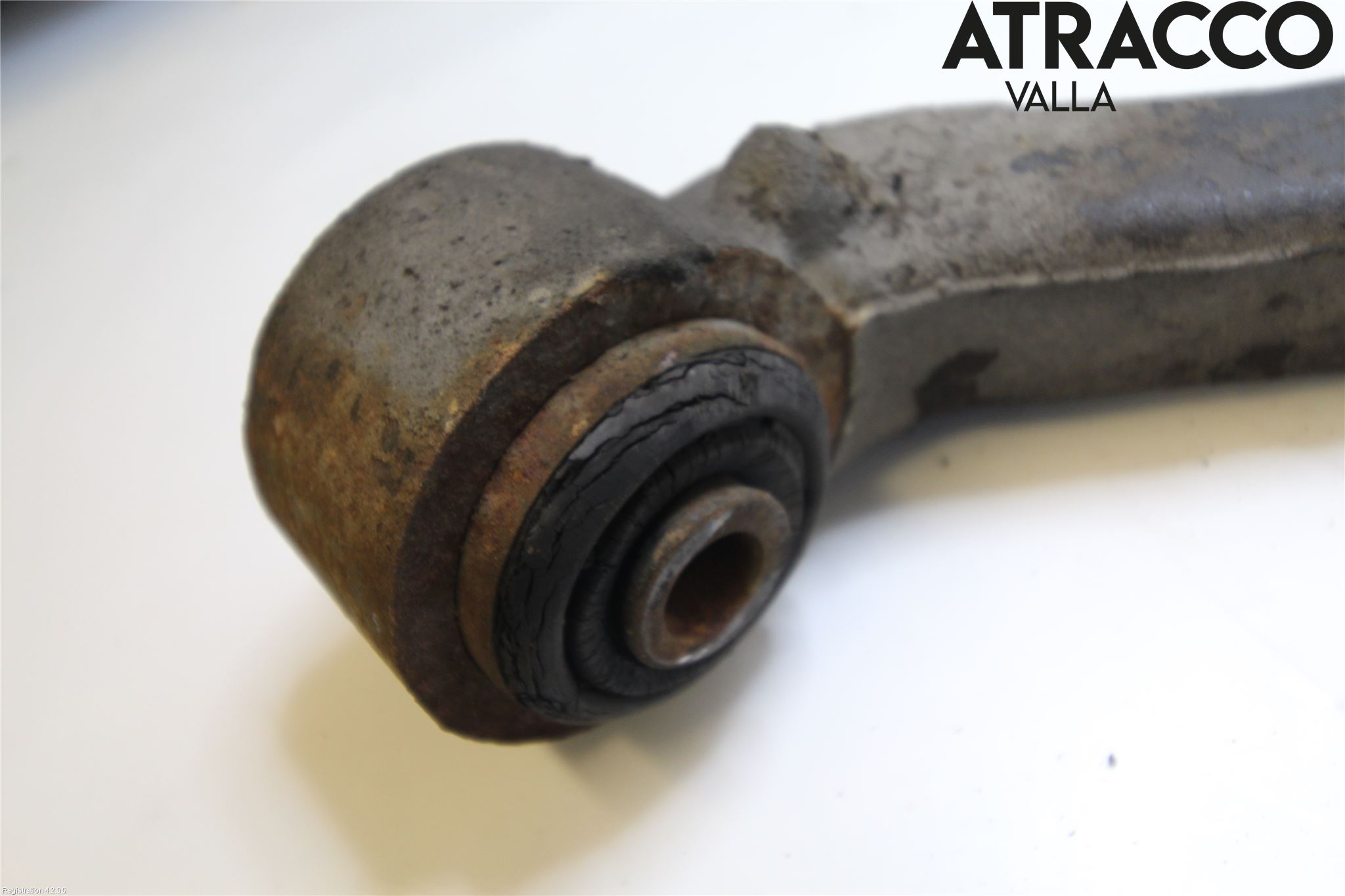 Jeep CHEROKEE Bärarm Fram Undre Vä