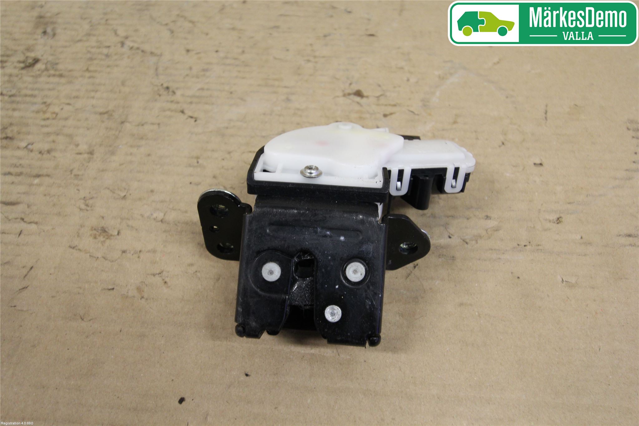 Mazda 3 II 09-13 Låskista Baklucka