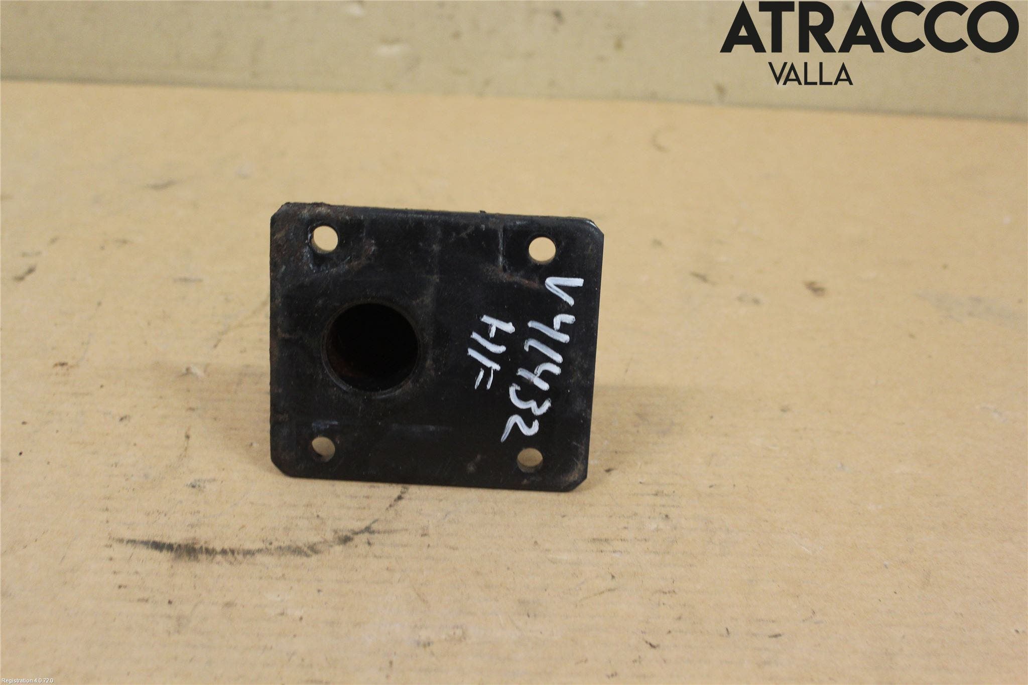 Alfa SPIDER Stötfångarbärjärn Fram