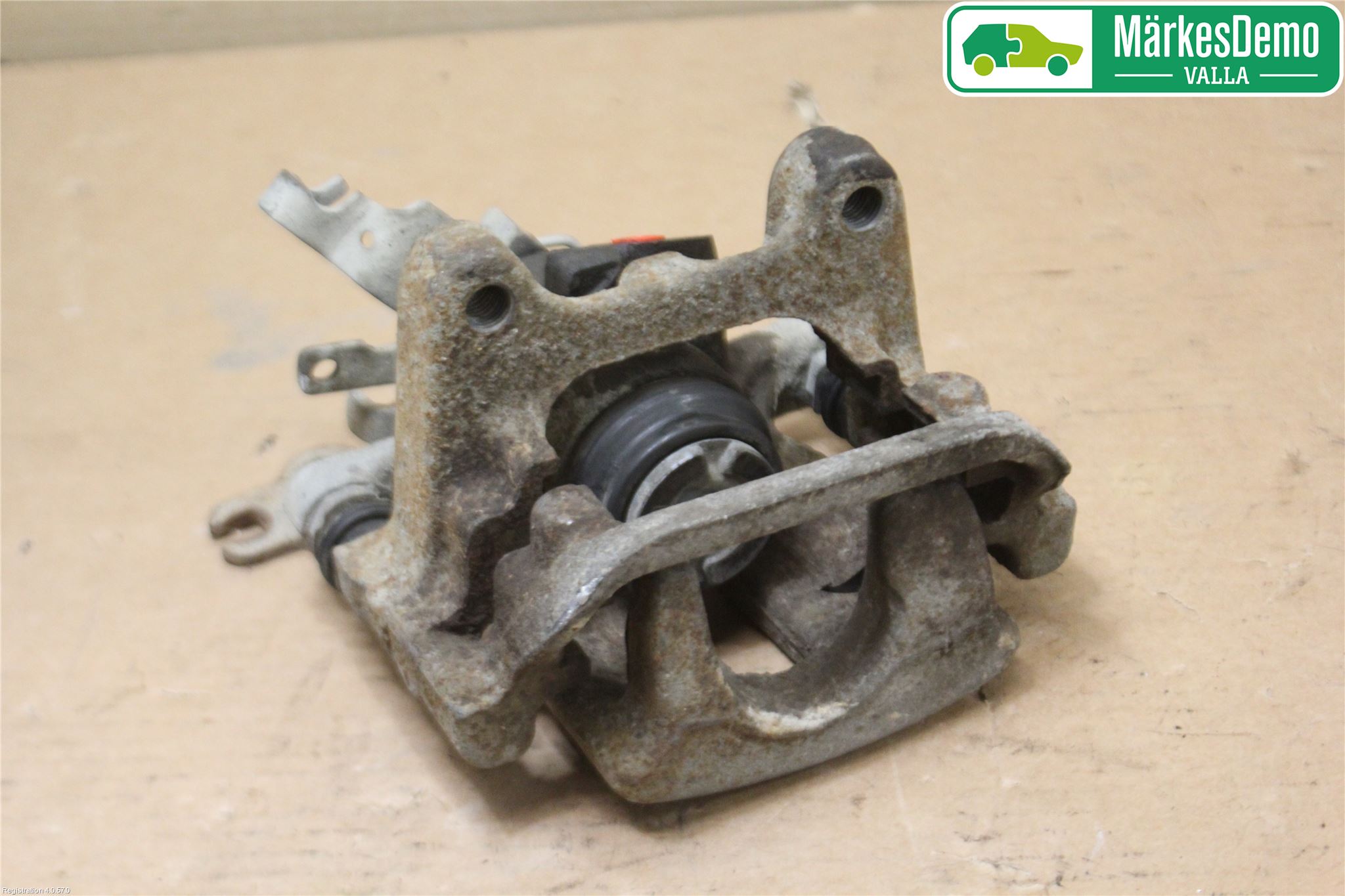 Volkswagen VW CADDY 16-20 Bromsok Bak Höger