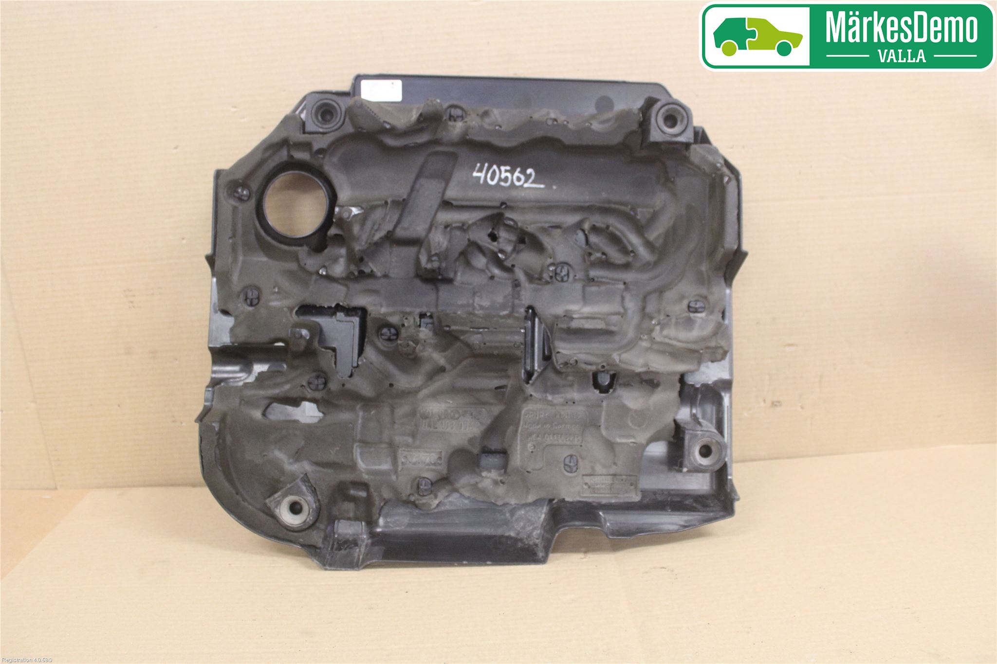 Skoda SUPERB 09-15 Motorkåpa