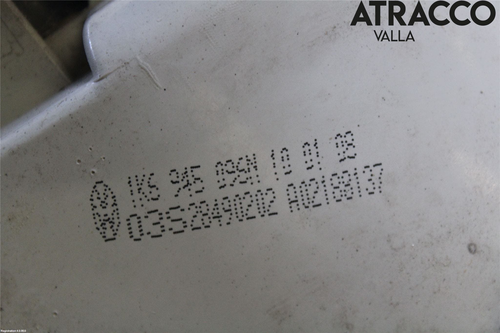 Volkswagen VW GOLF V 04-09 Bakljus Höger