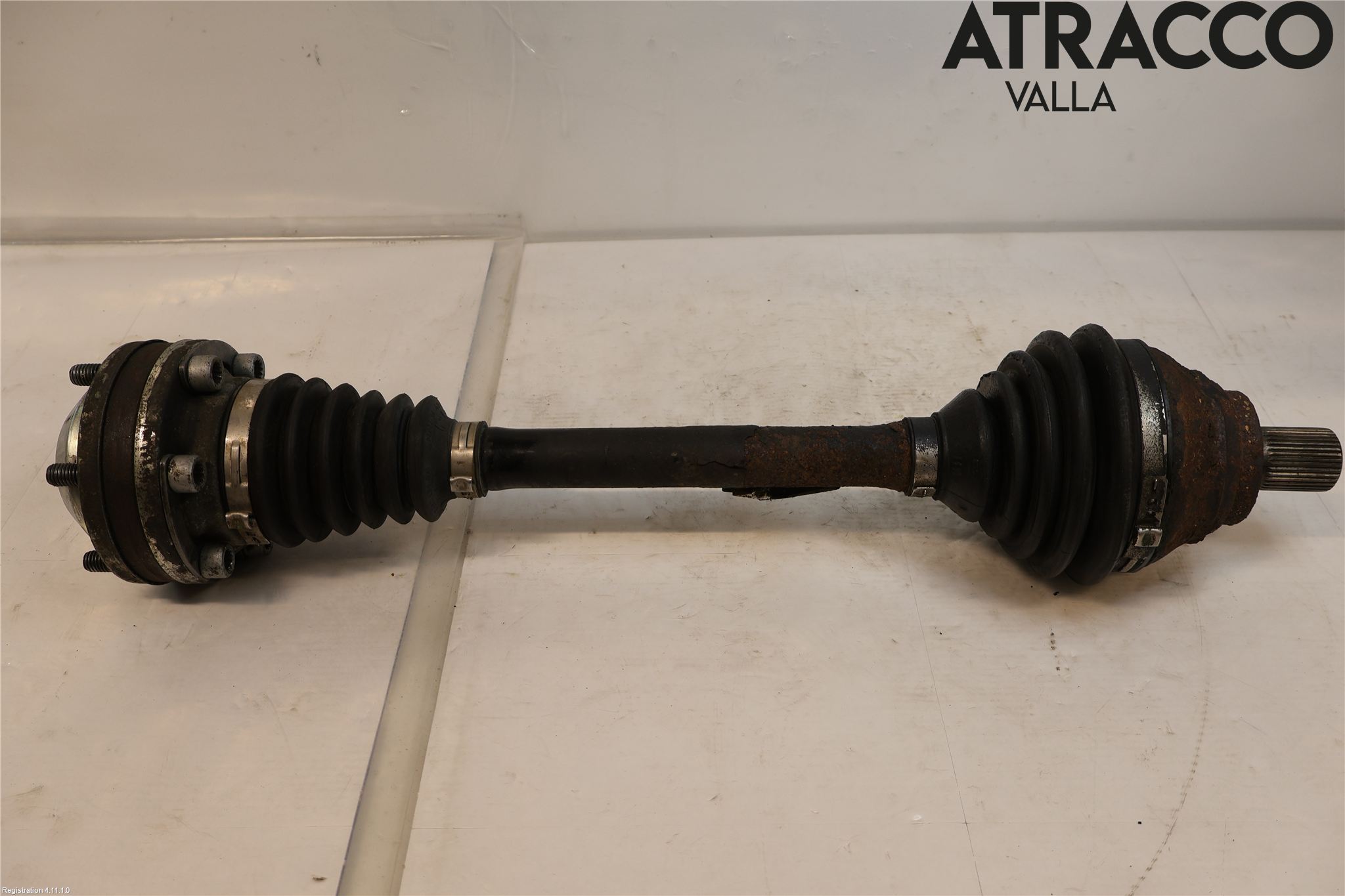 Volkswagen VW PASSAT 11-14 Drivaxel Fram Vänster