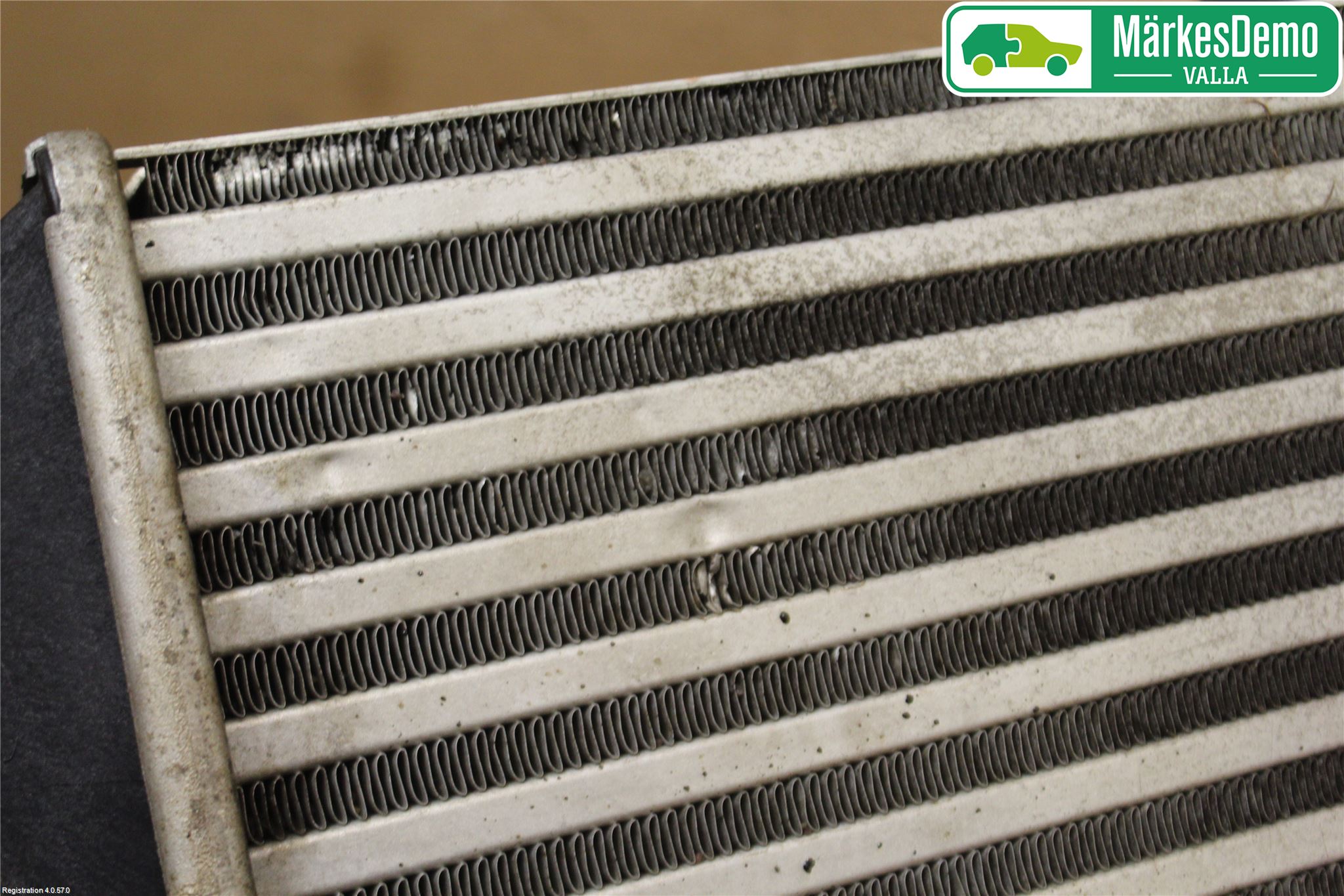 Audi A4/S4 01-05 Laddluft-Intercooler Kyl