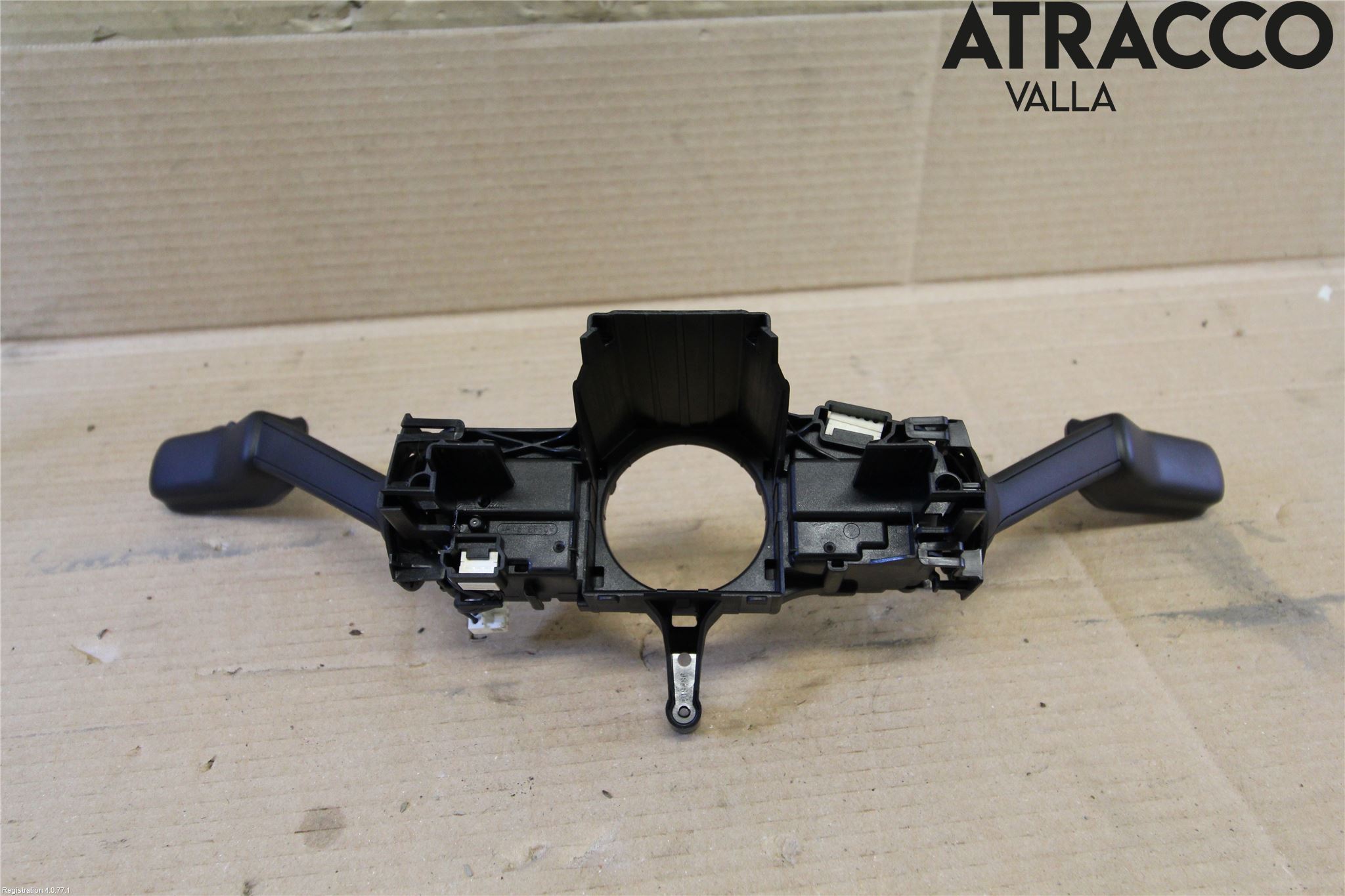 Volkswagen VW GOLF / E-GOLF VII 13-20 Spakcentral