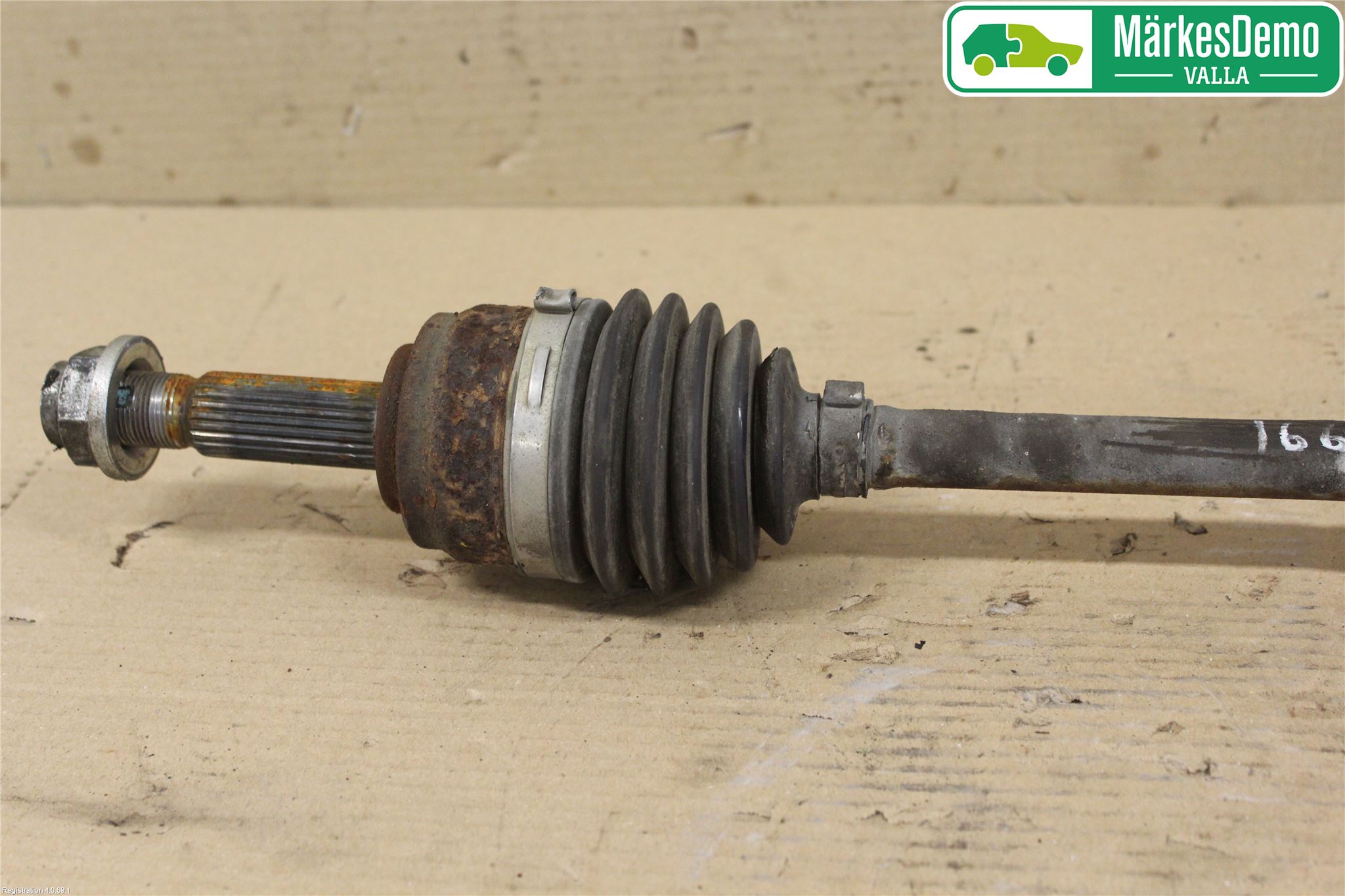 Mitsubishi SPACE STAR 13- Drivaxel Fram Vänster