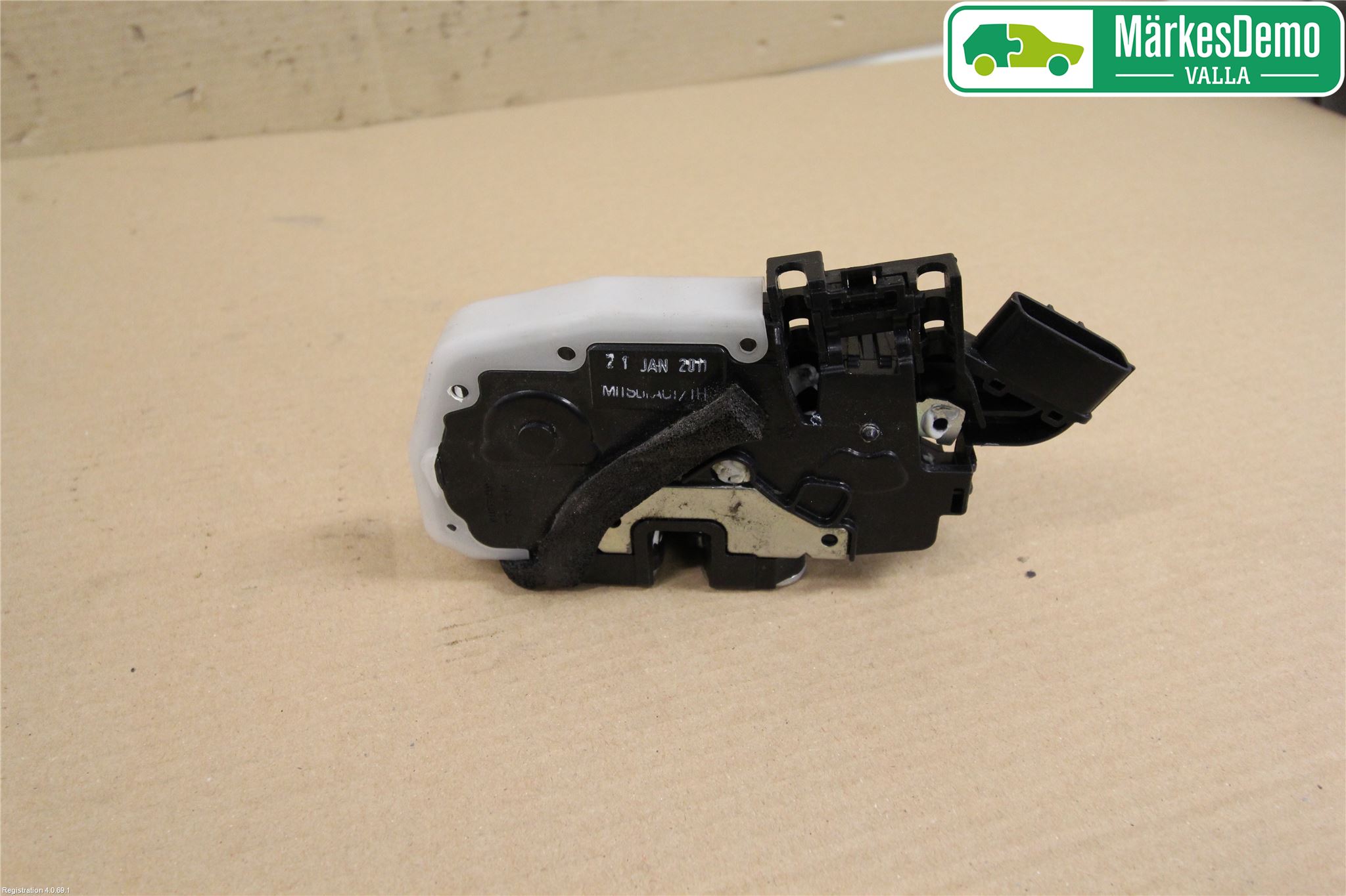 Nissan MICRA 11-16 Låskista-Dörrlås