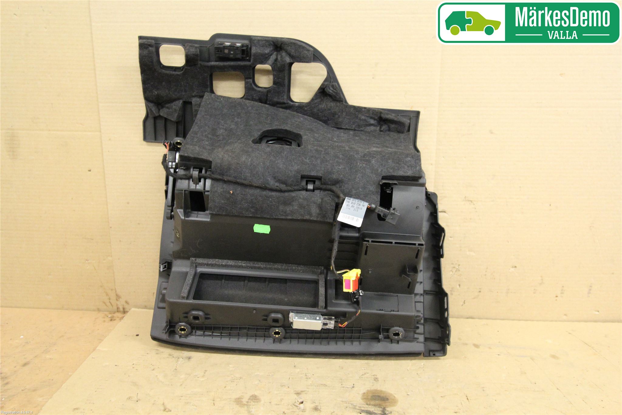 Audi A5 17- Handskfack