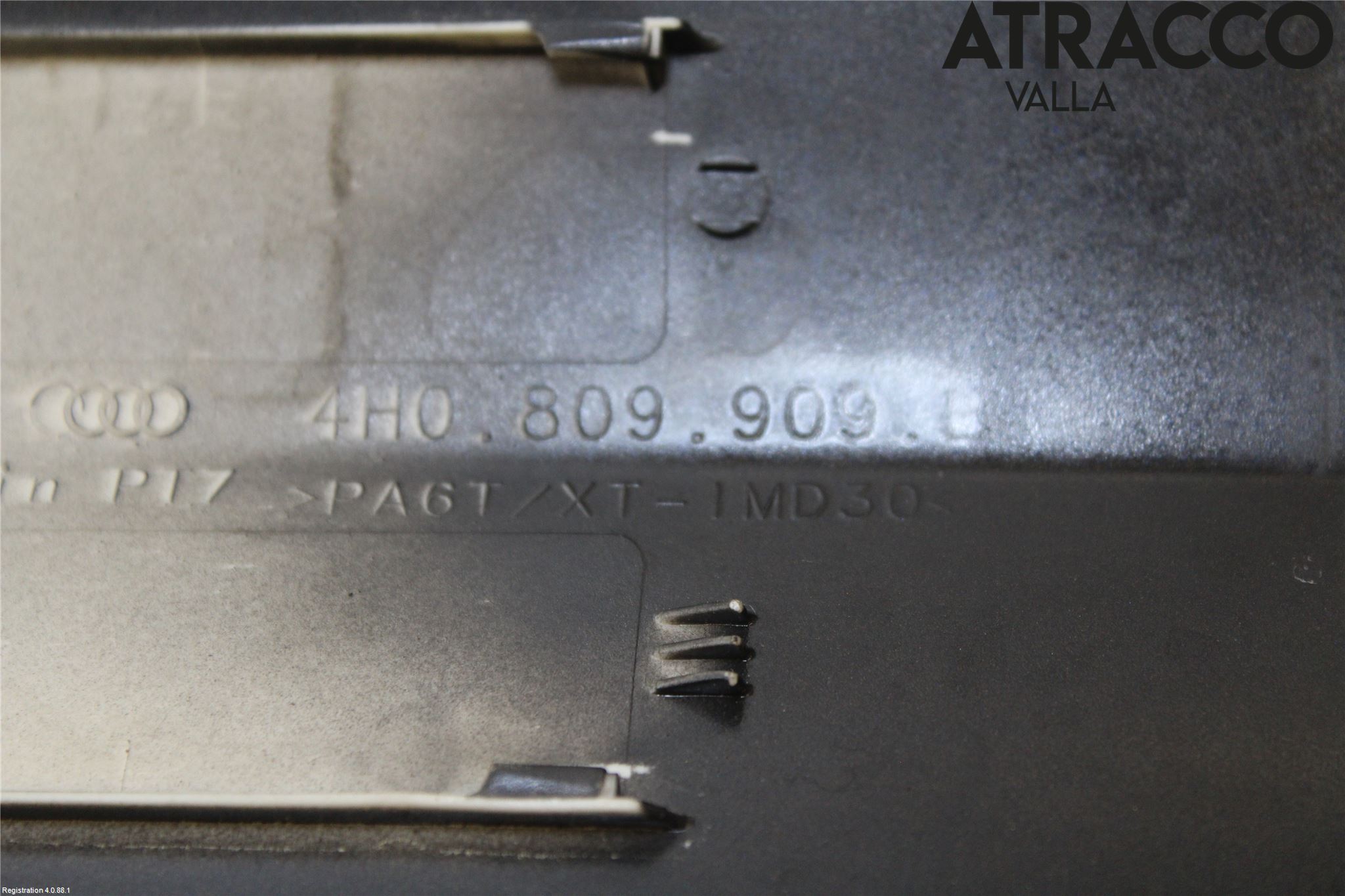 Audi A8/S8 4H 10-17 Tanklucka