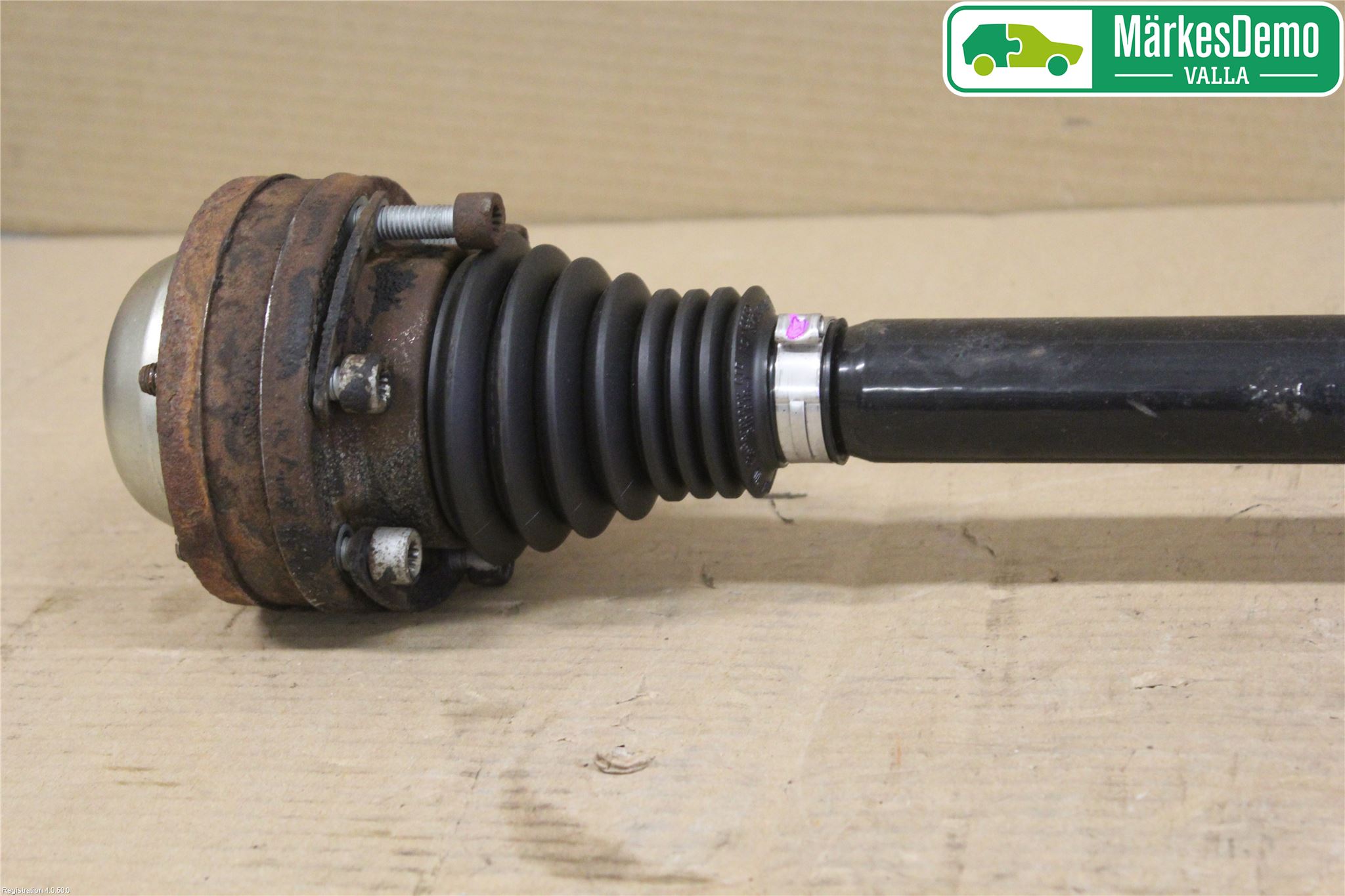 Audi A4/S4 08-11 Drivaxel Bak Vänster