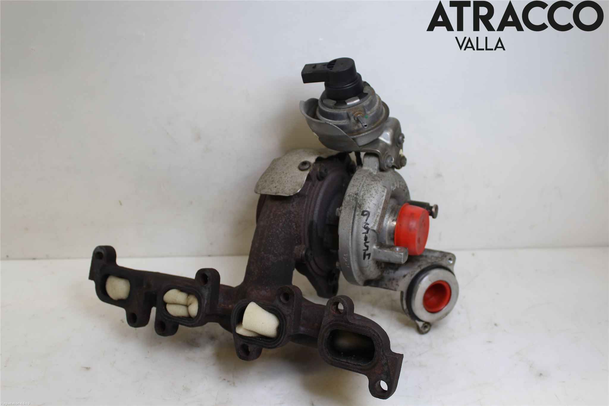 Volkswagen VW CADDY 11-15 Turboaggregat