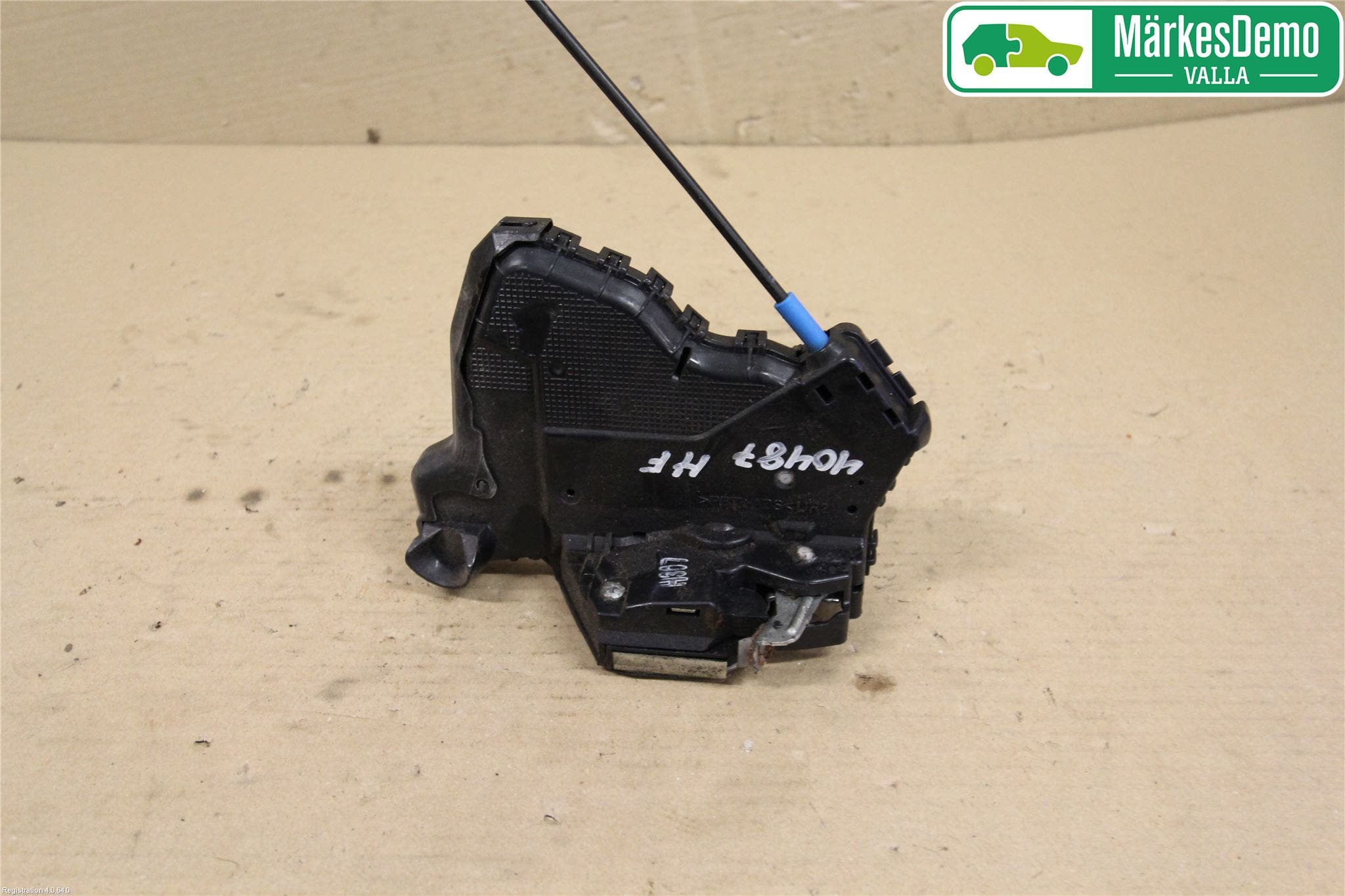 Toyota AURIS 07-09 Låskista-Dörrlås