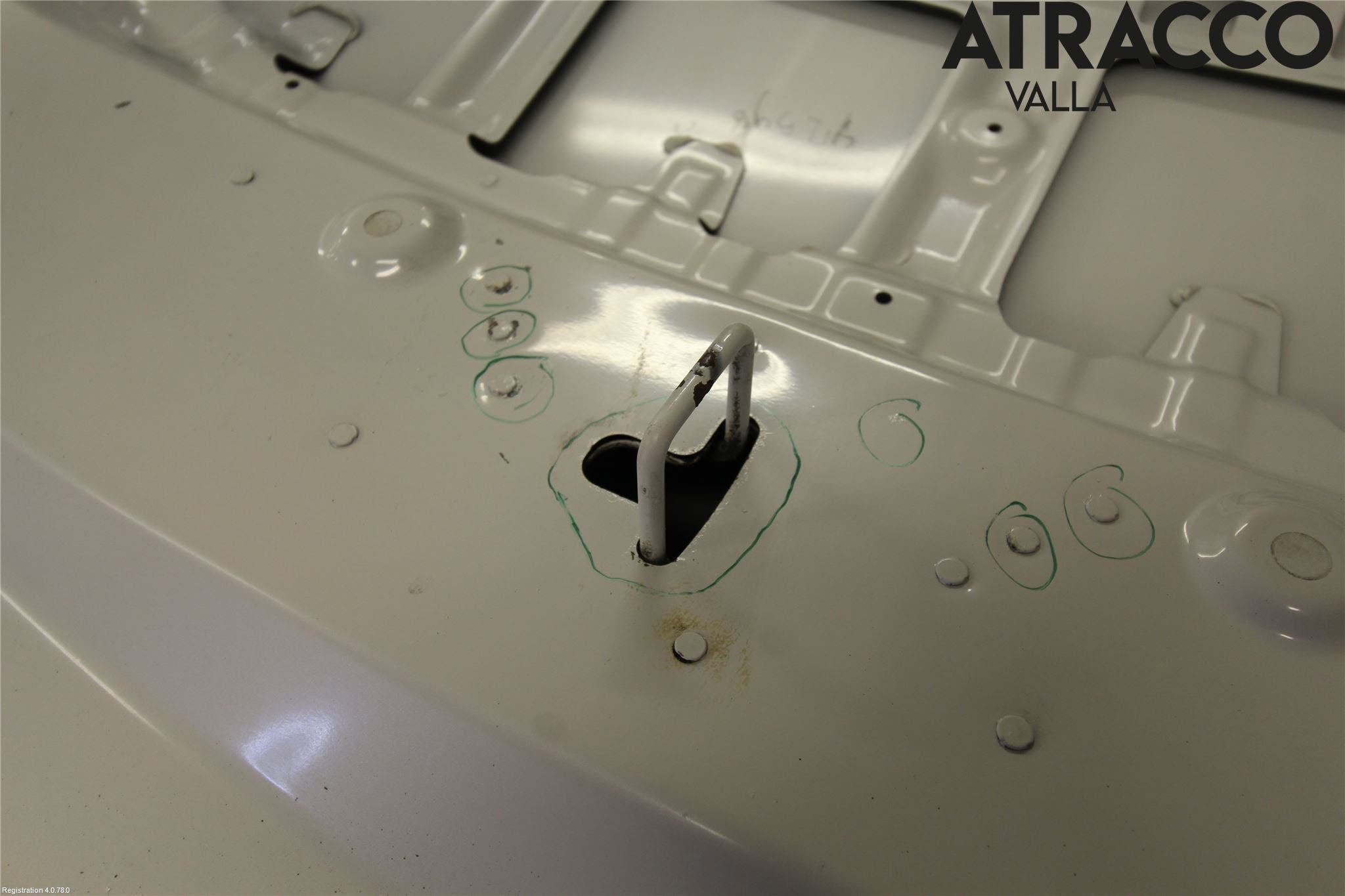 Chevrolet TRAX Huv Fram