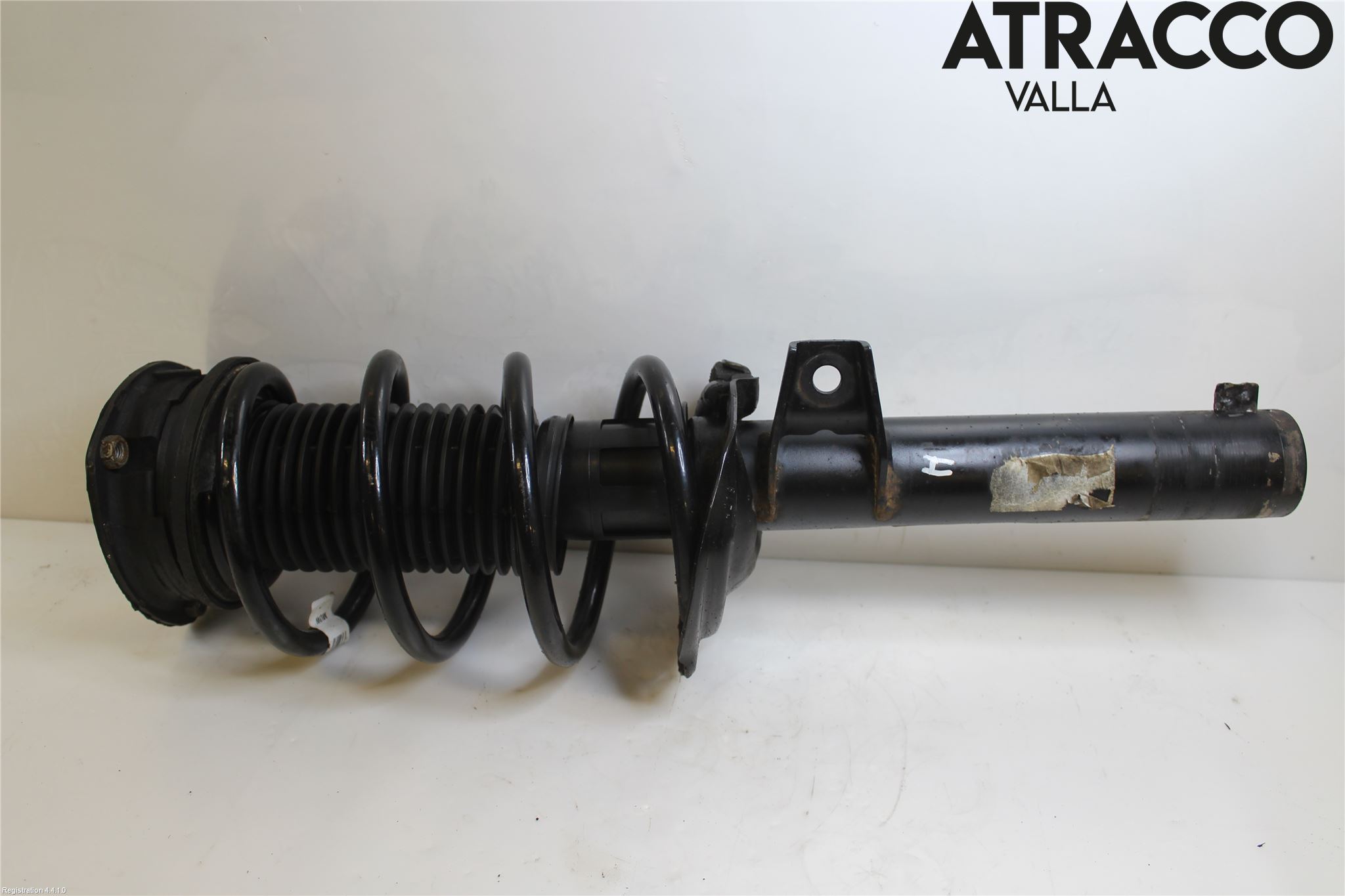 Volkswagen VW PASSAT 15-19 Fjäderben Fram Höger