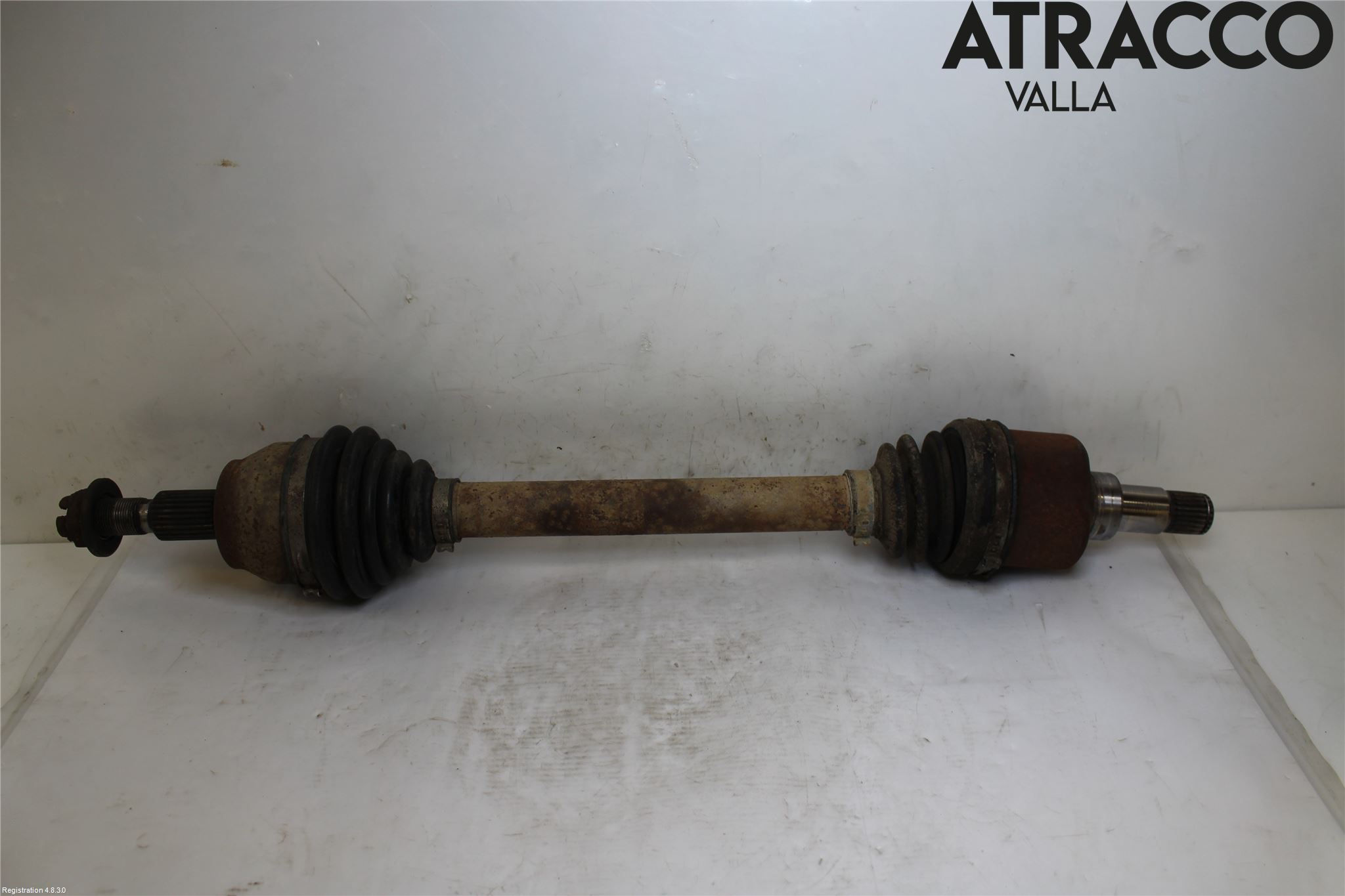 Ford FOCUS 11-14 Drivaxel Fram Vänster