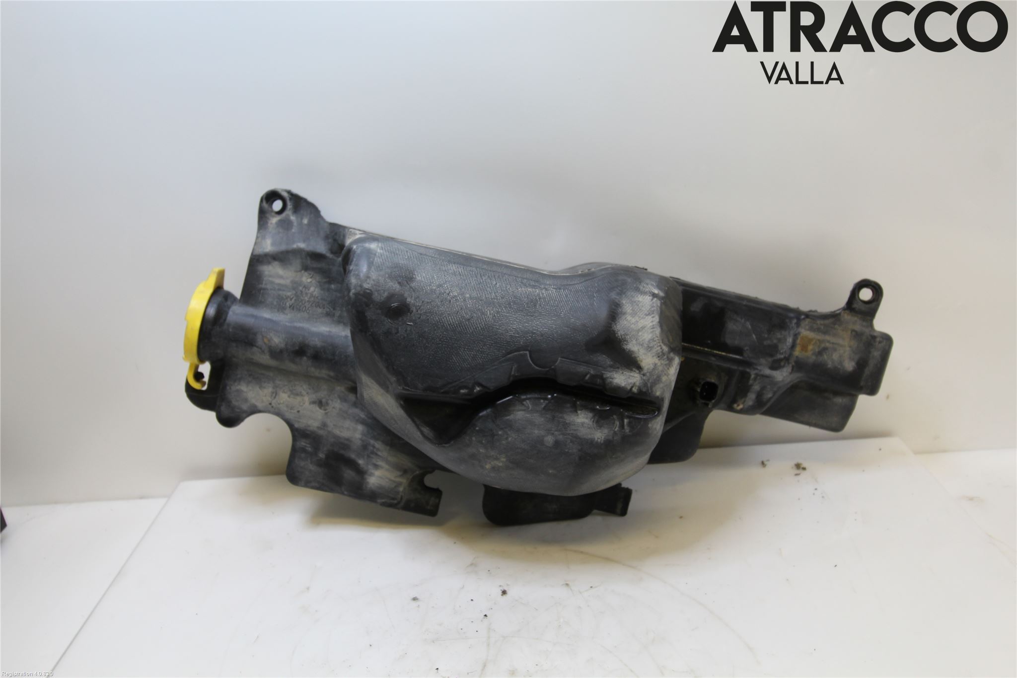 Dodge PICK UP RAM 81- Spolartank Vindruta