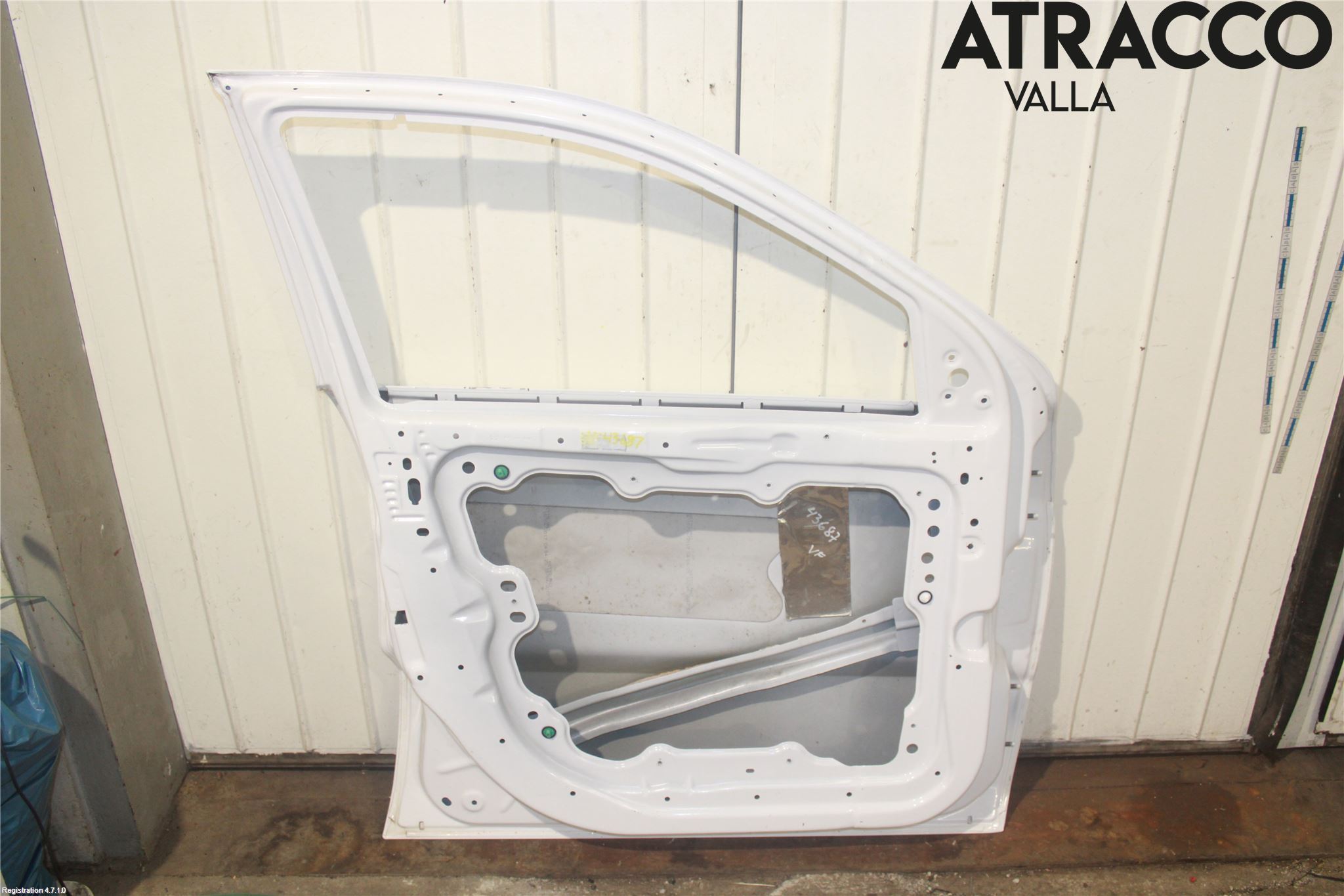 Jeep GRAND CHEROKEE 10-20 Dörr Fram Vänster